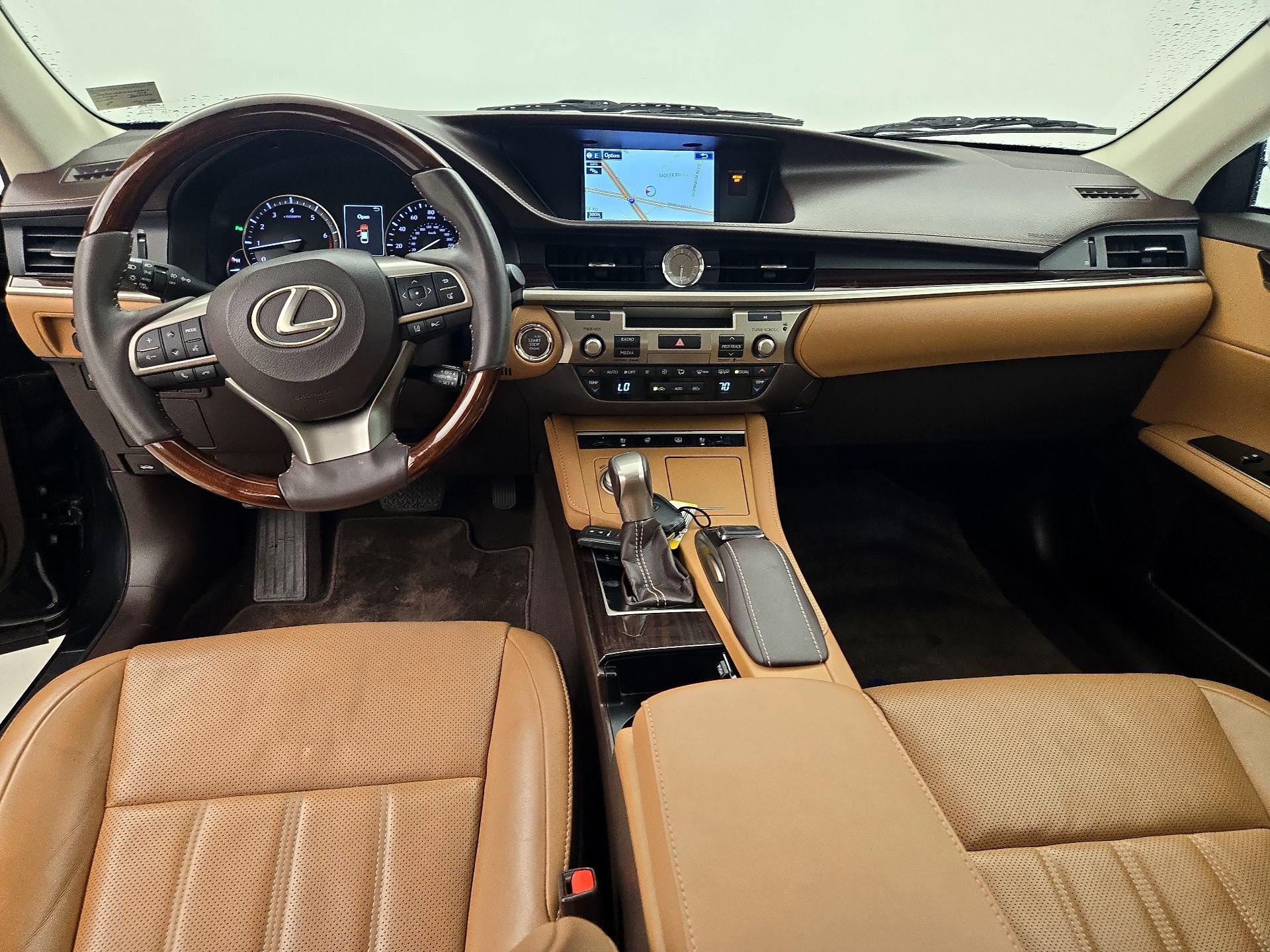 Thumbnail: 2016 Lexus ES - 9