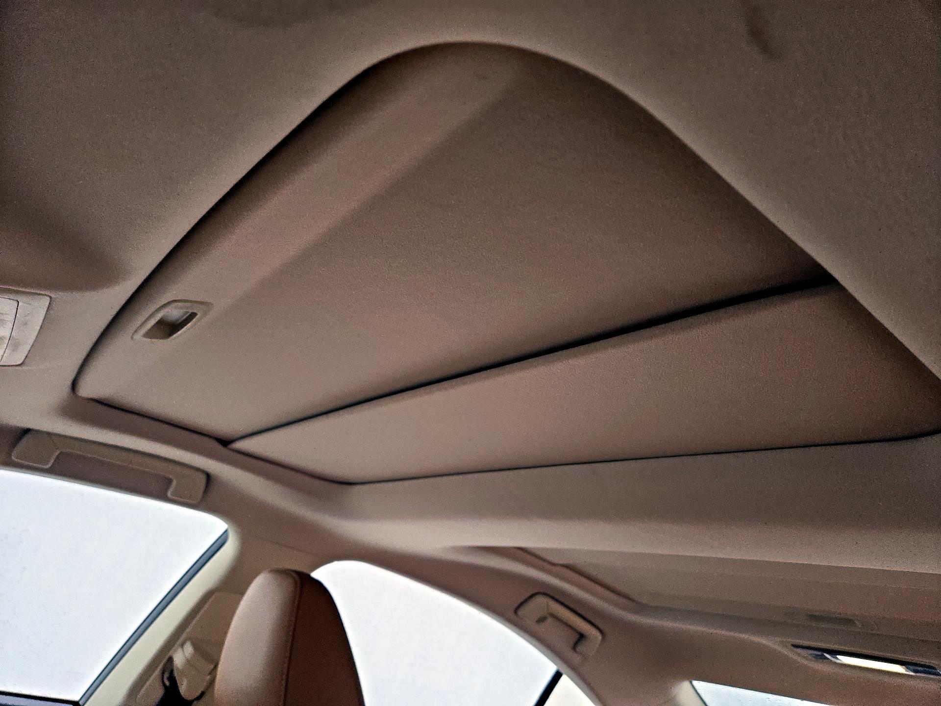 Thumbnail: 2016 Lexus ES - 20