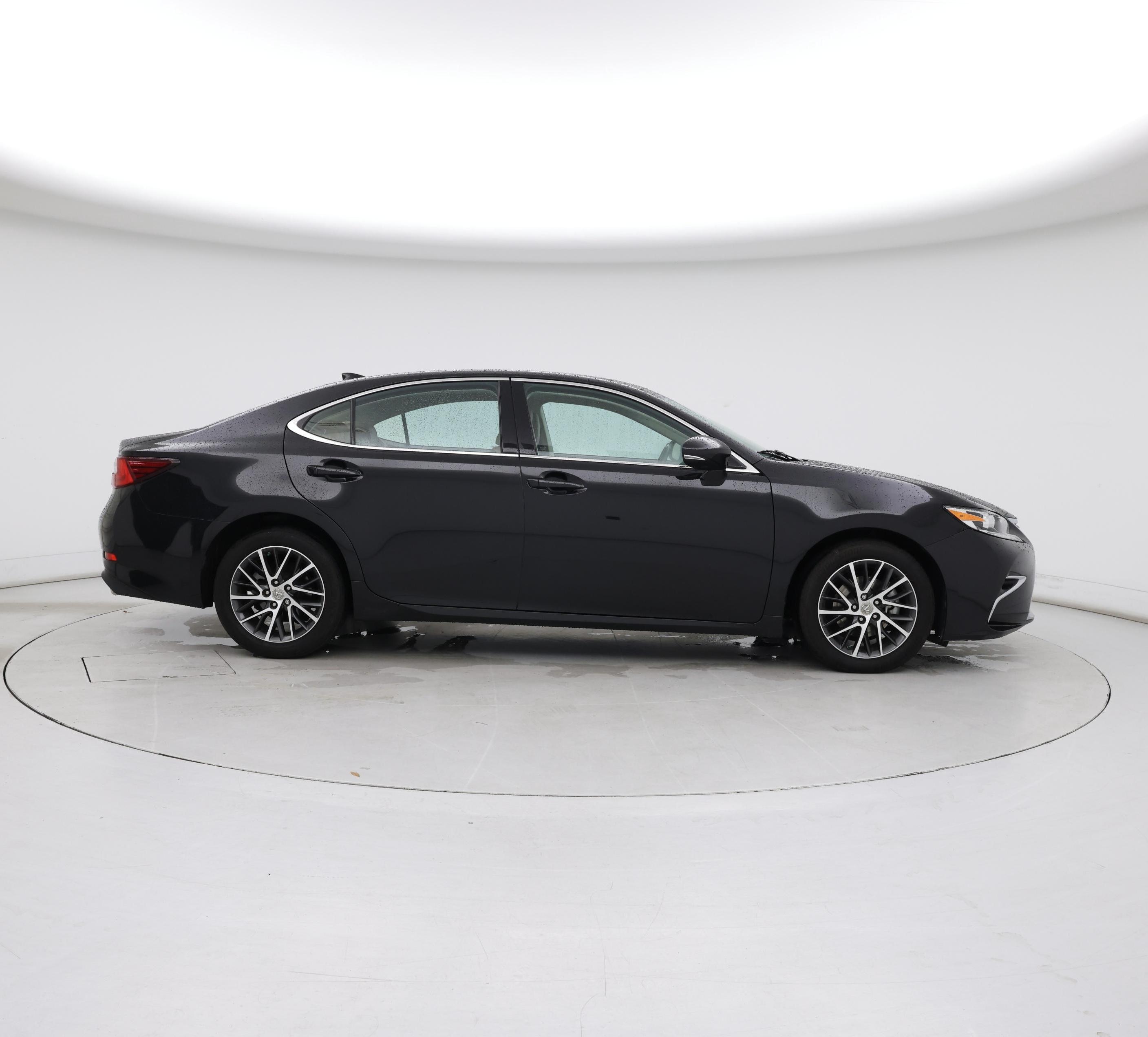 Thumbnail: 2016 Lexus ES - 7