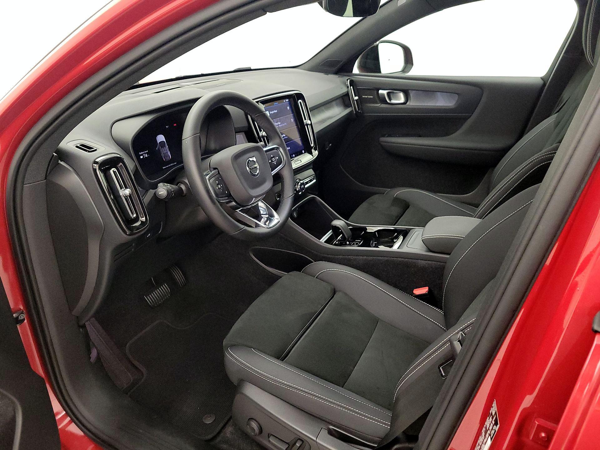 Thumbnail: 2023 Volvo C40 - 11