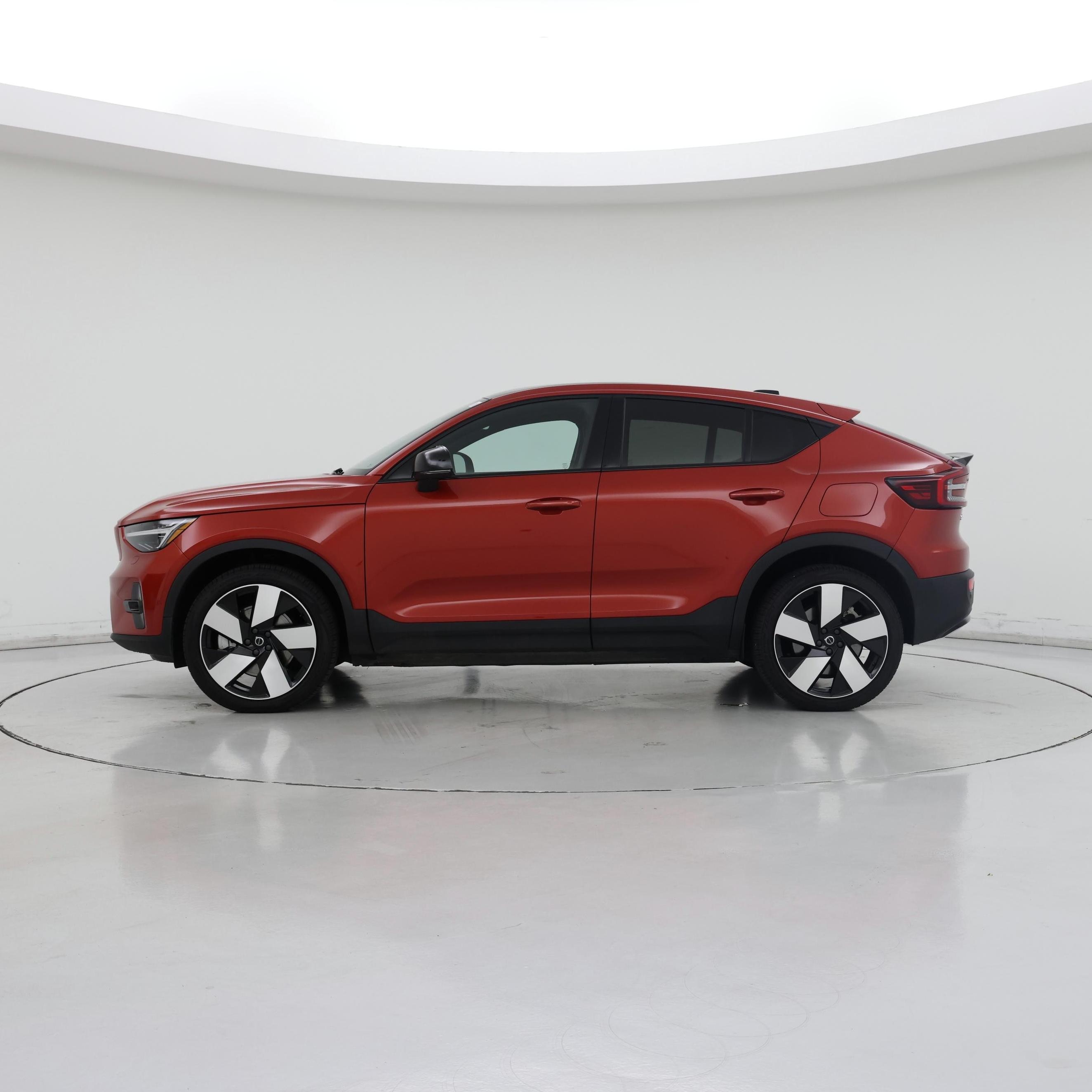 Thumbnail: 2023 Volvo C40 - 3