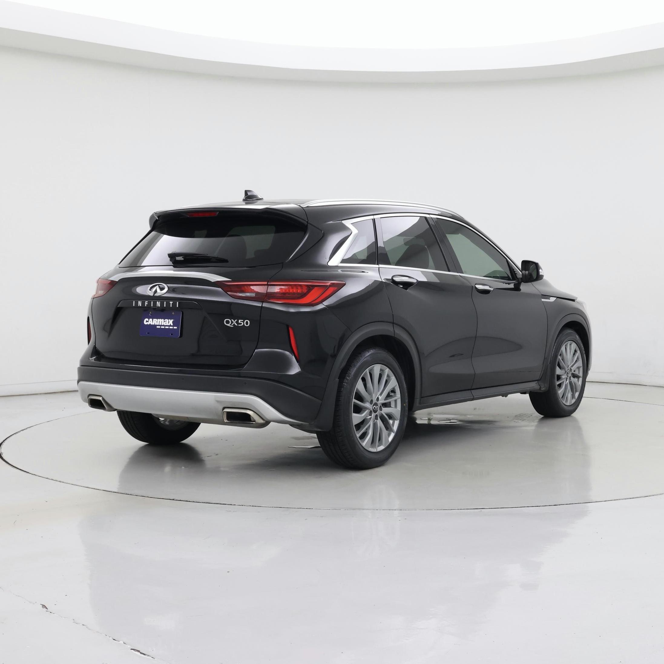 Thumbnail: 2023 INFINITI QX50 - 8