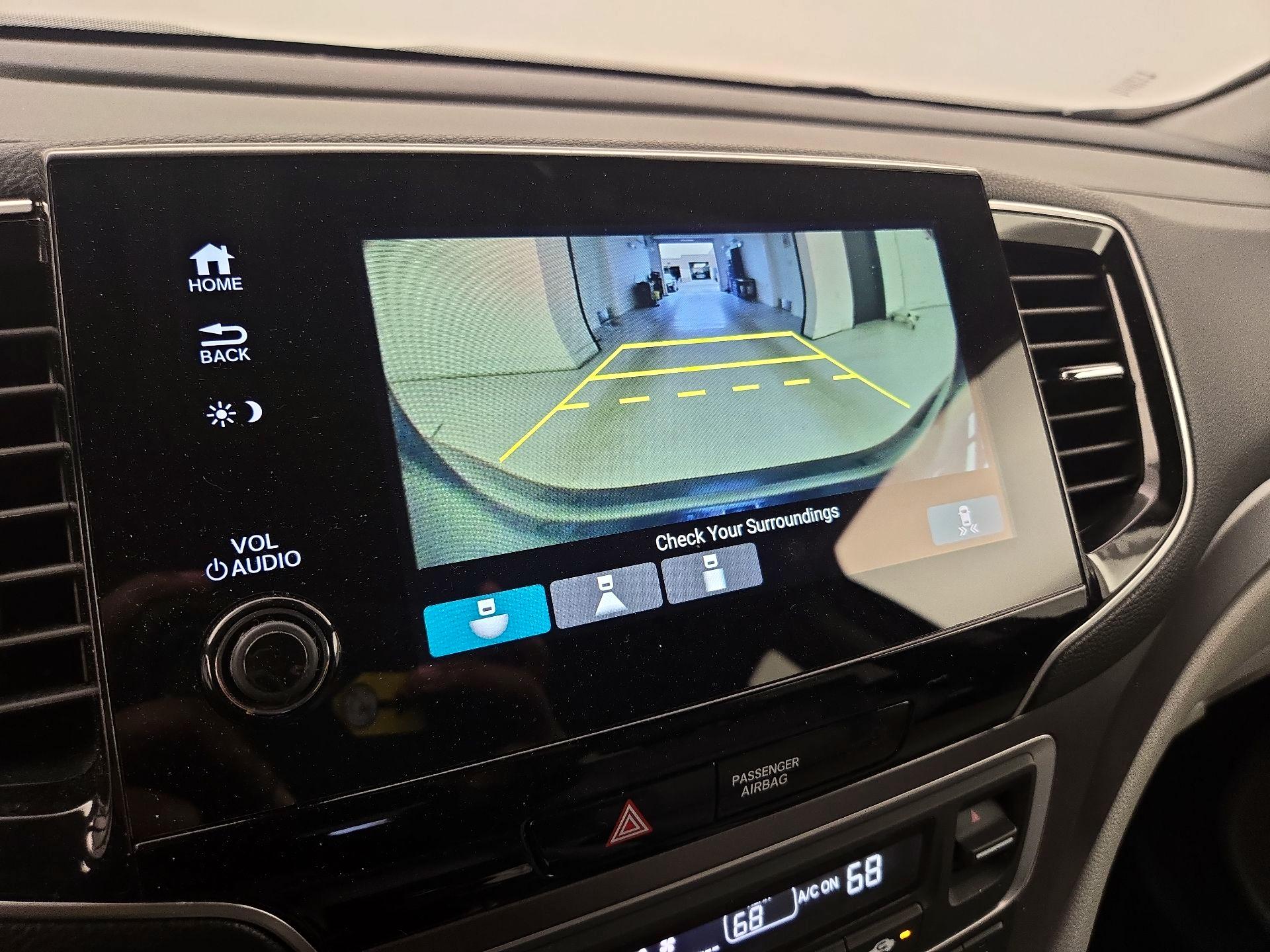 Thumbnail: 2019 Honda Pilot - 14