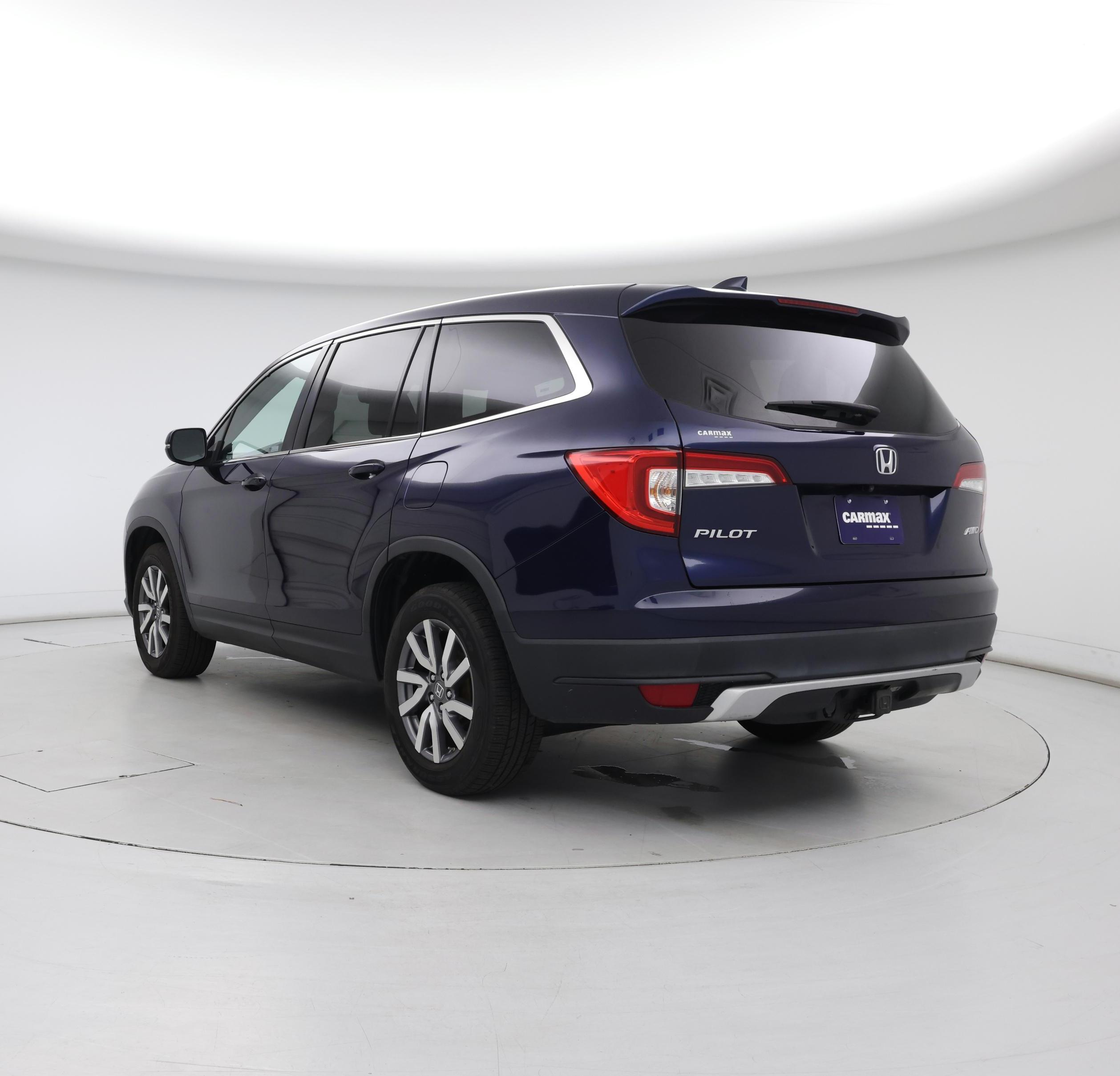 Thumbnail: 2019 Honda Pilot - 2