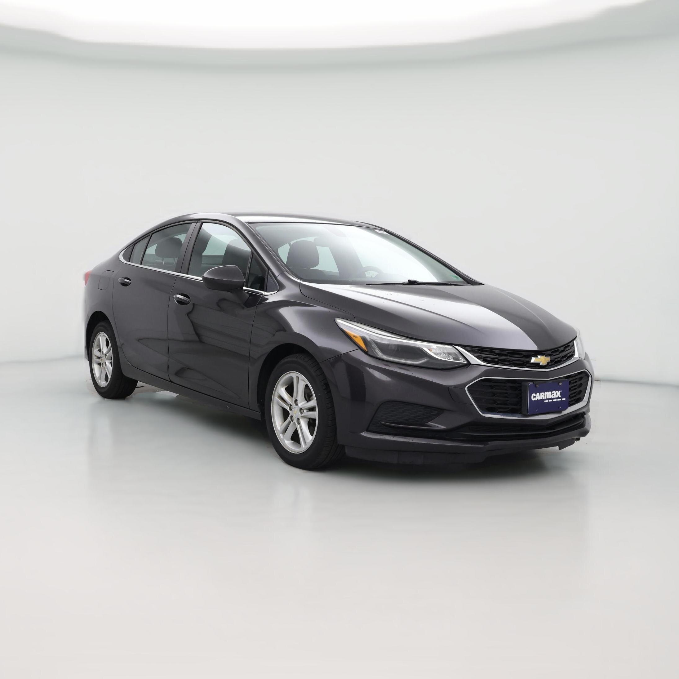 Thumbnail: 2017 Chevrolet Cruze - 1
