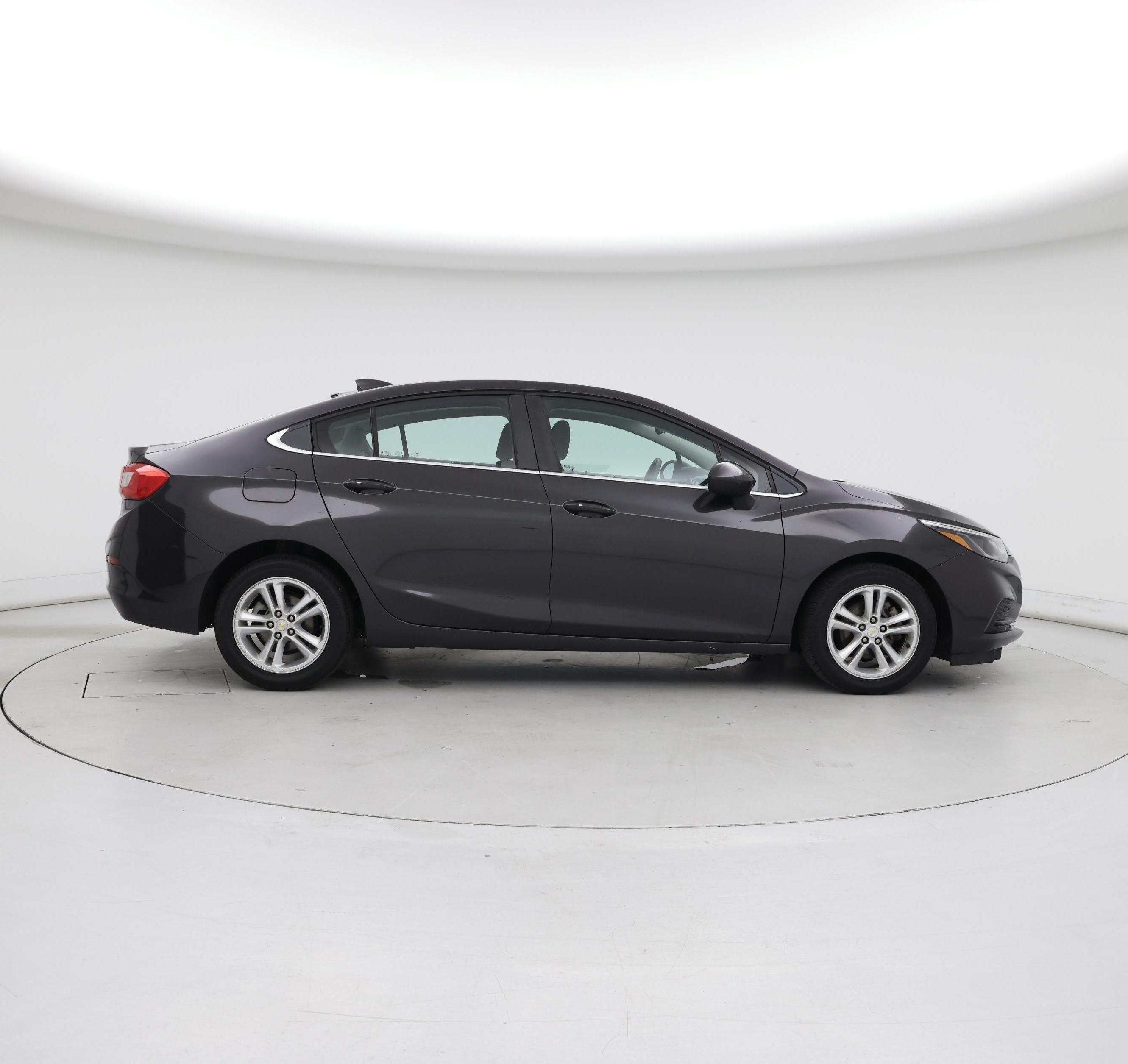 Thumbnail: 2017 Chevrolet Cruze - 7