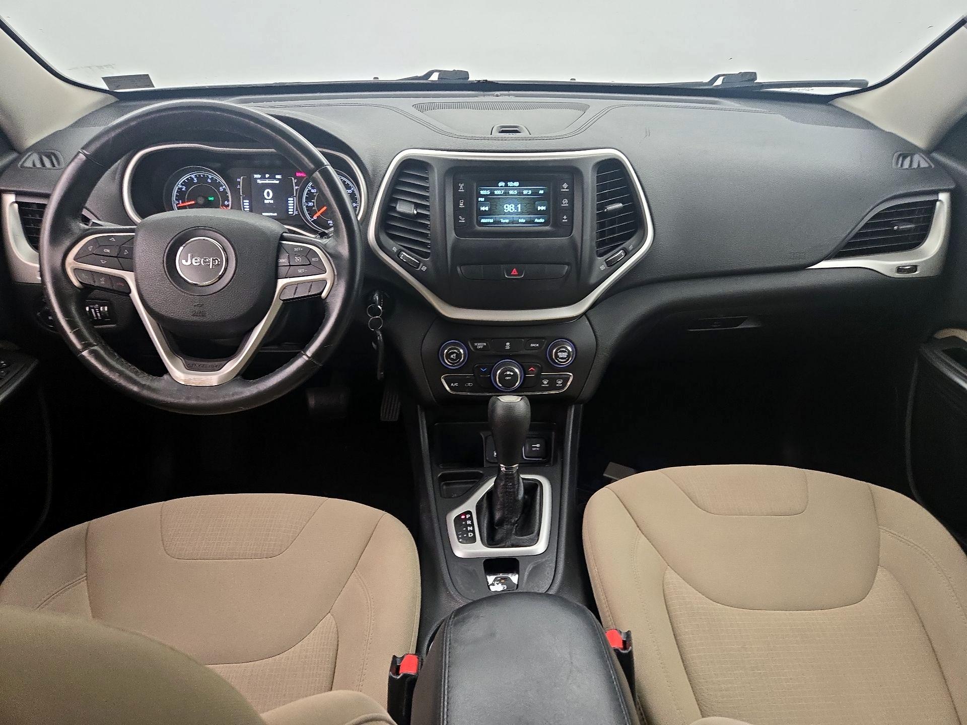 Thumbnail: 2015 Jeep Cherokee - 9