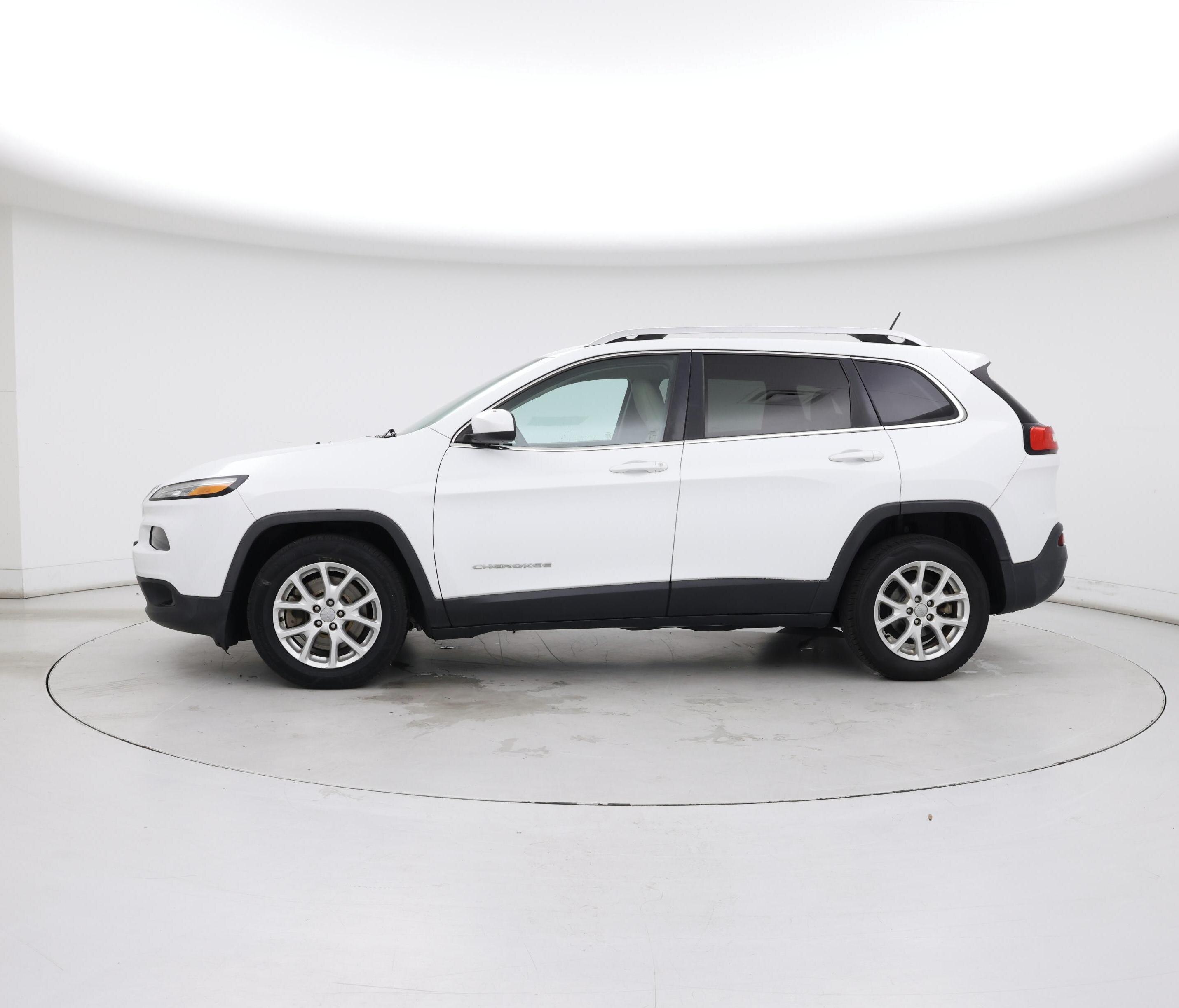 Thumbnail: 2015 Jeep Cherokee - 3