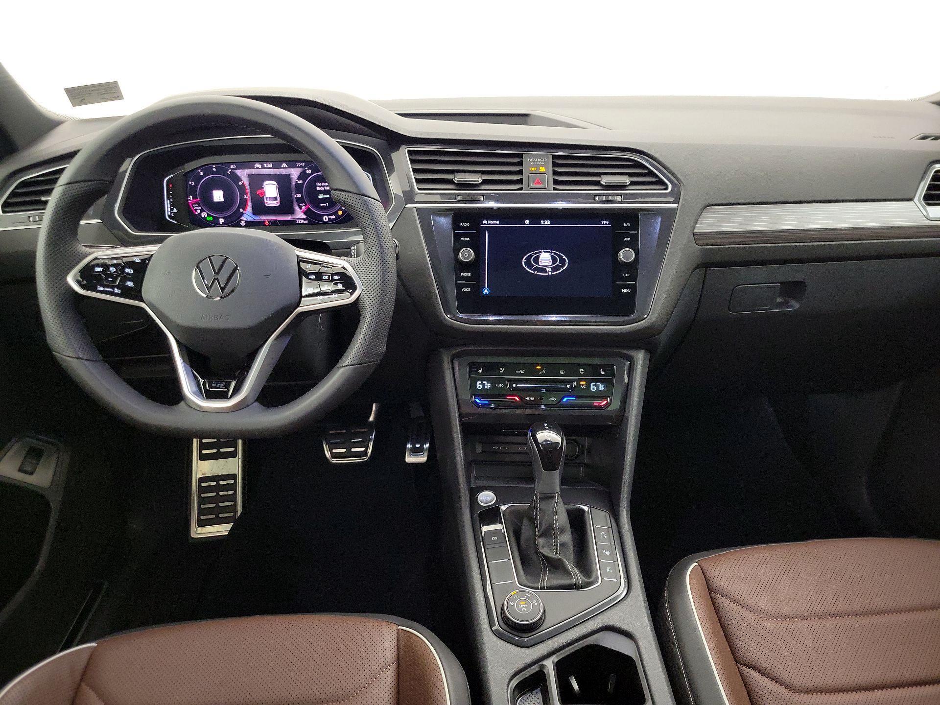 Thumbnail: 2024 Volkswagen Tiguan - 9
