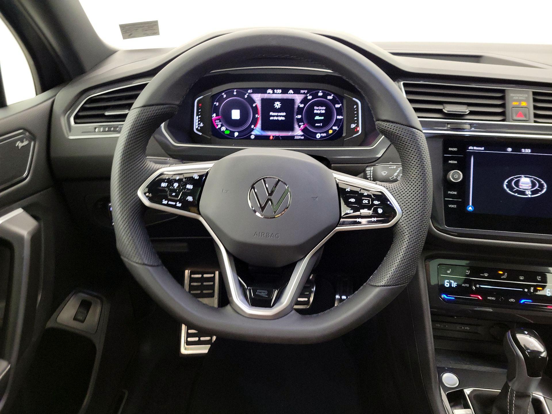 Thumbnail: 2024 Volkswagen Tiguan - 10