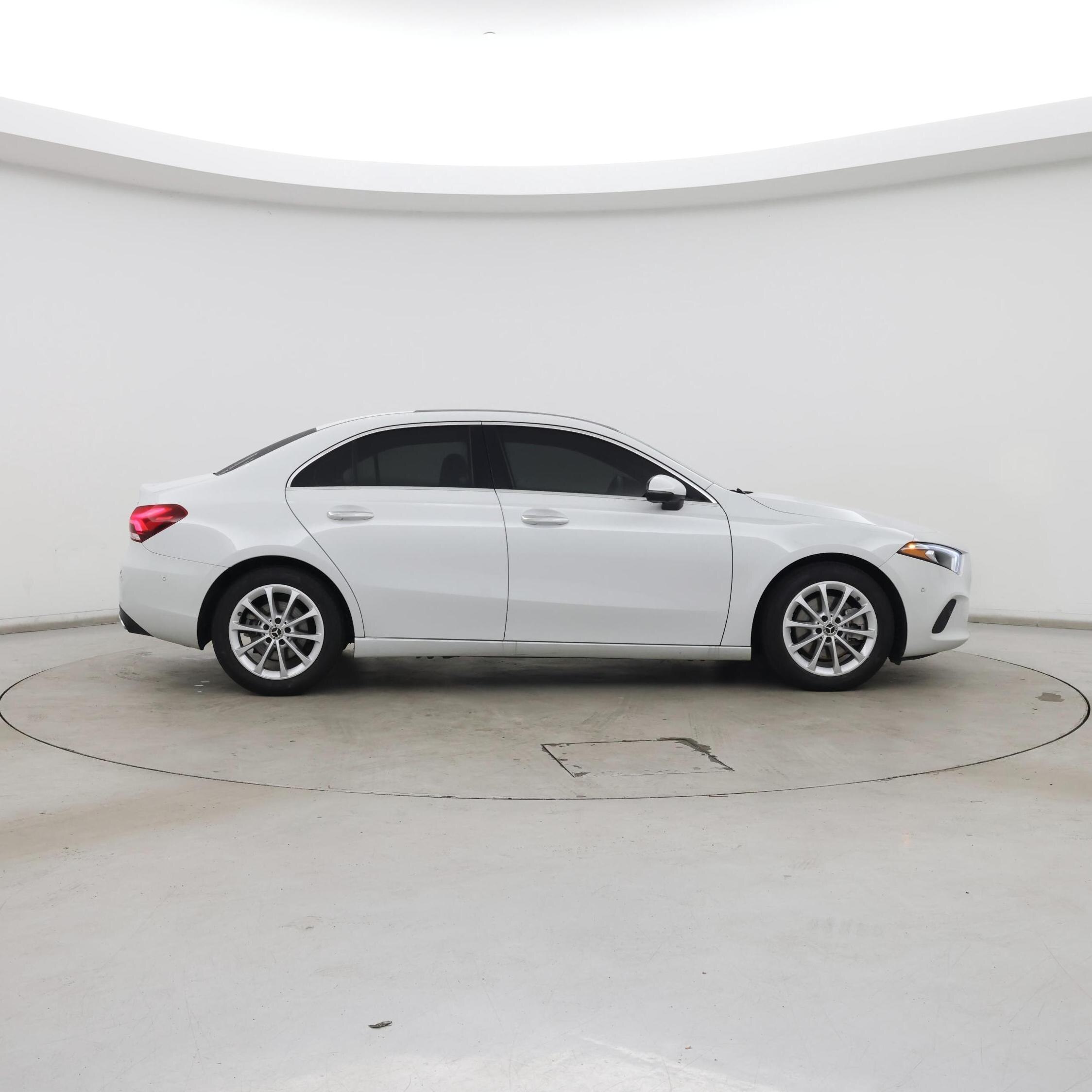 Thumbnail: 2020 Mercedes-Benz A-Class - 7