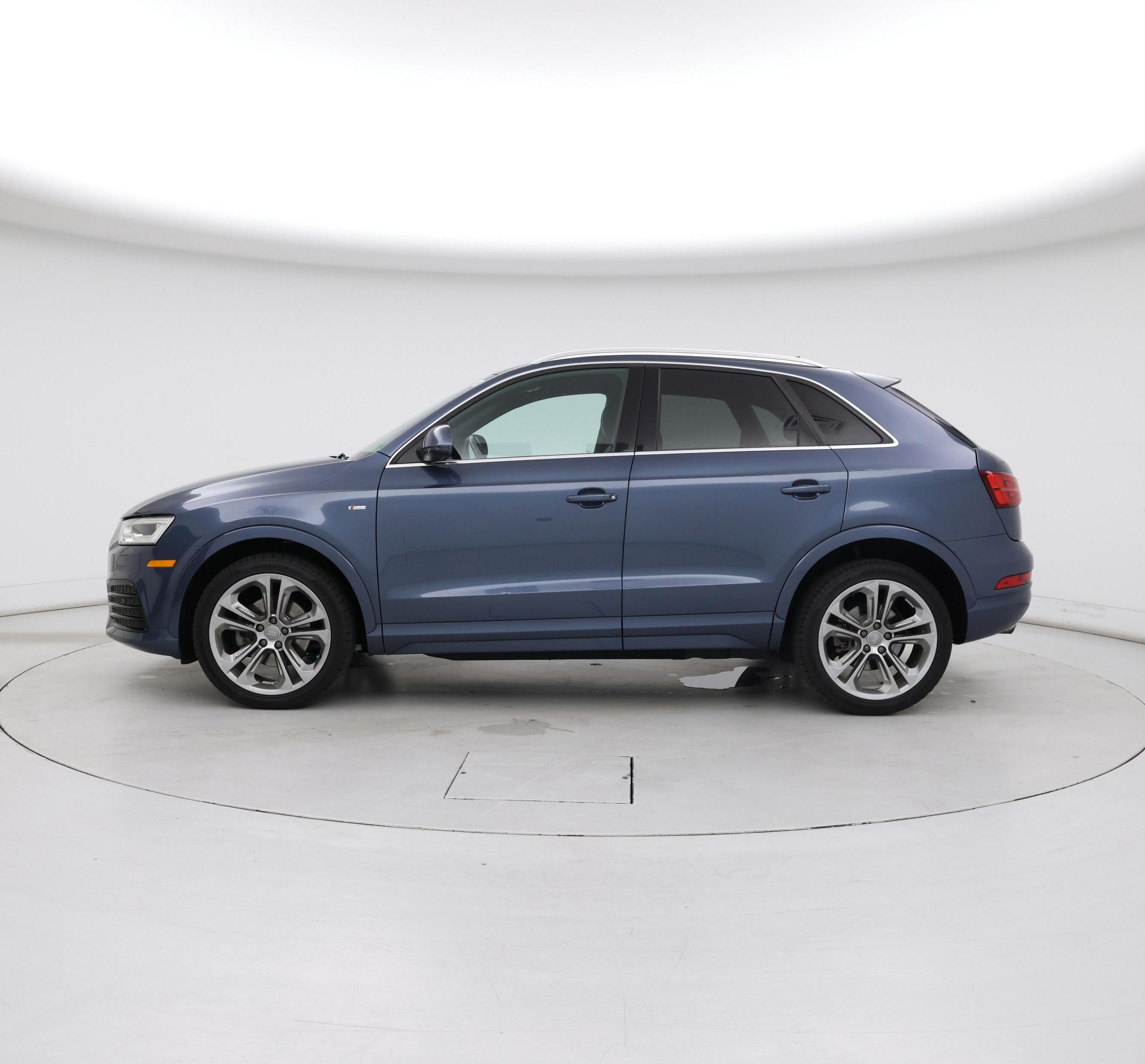 Thumbnail: 2018 Audi Q3 - 3