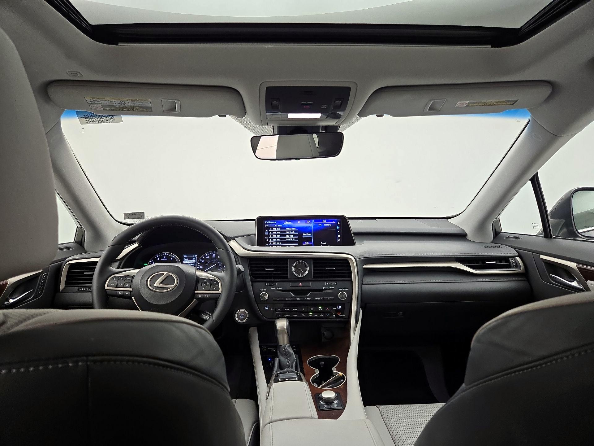 Thumbnail: 2016 Lexus RX - 9
