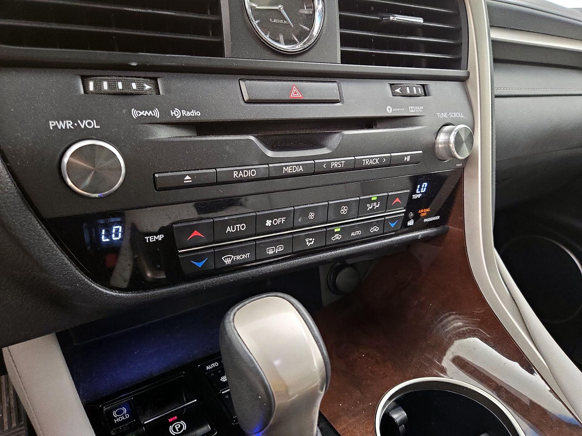 Thumbnail: 2016 Lexus RX - 17