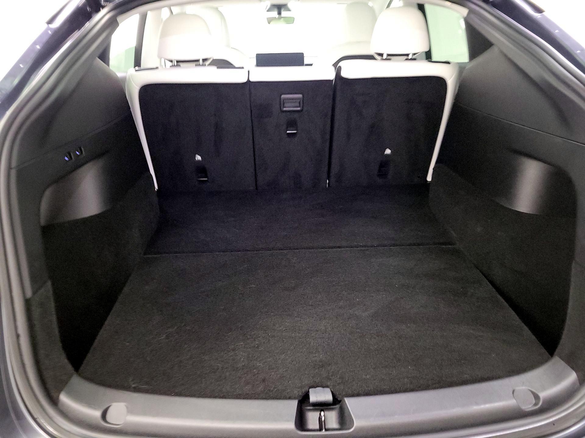 Thumbnail: 2022 Tesla Model Y - 19