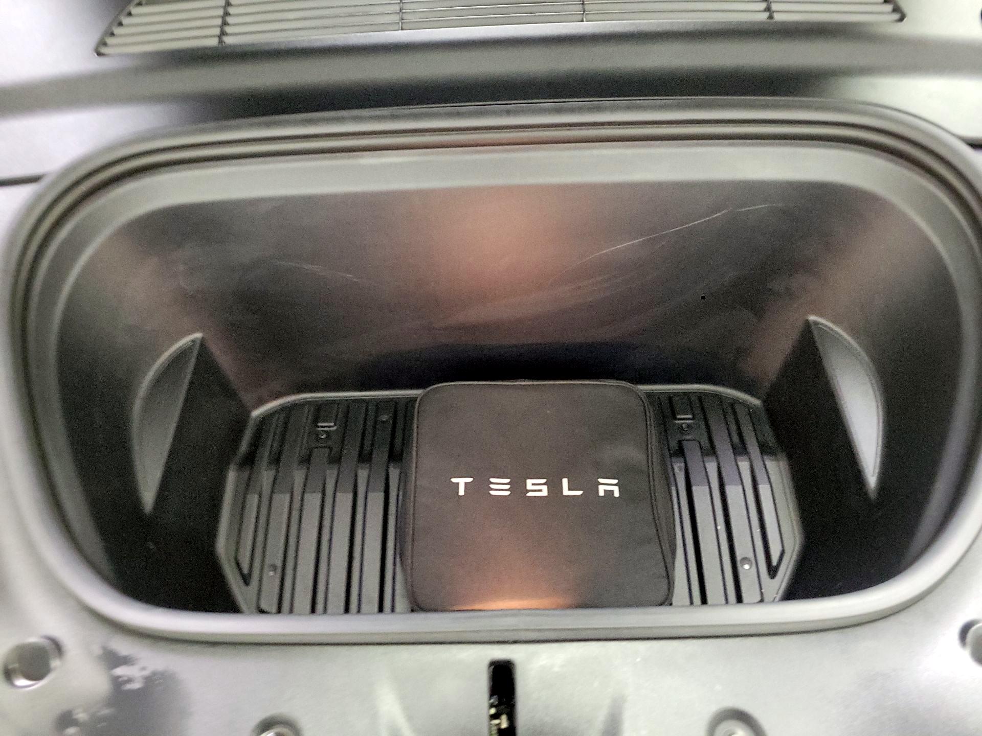 Thumbnail: 2022 Tesla Model Y - 20