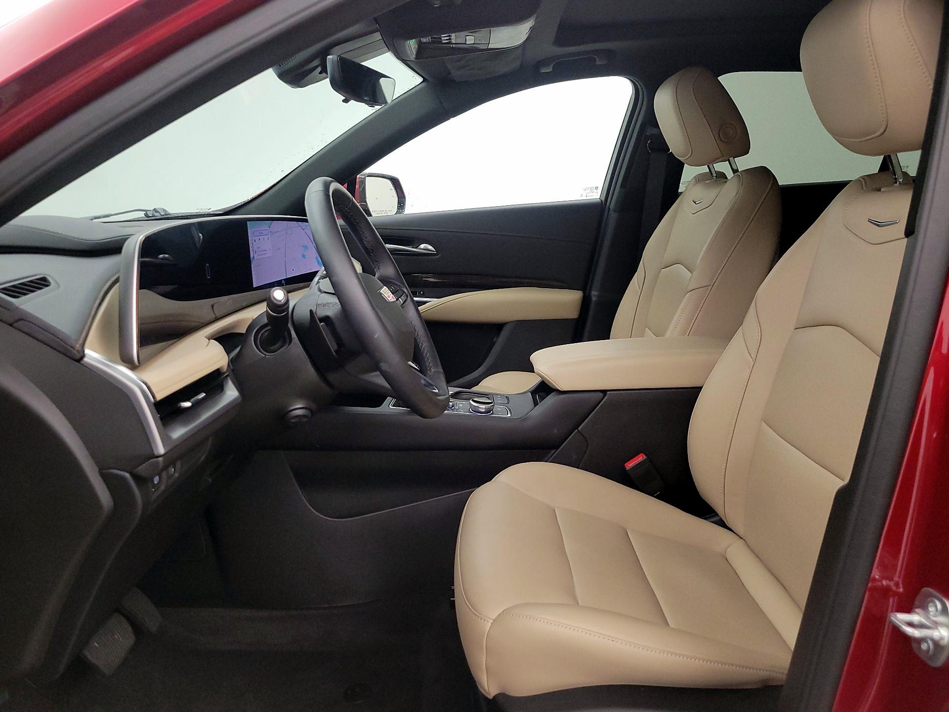Thumbnail: 2025 Cadillac XT4 - 11