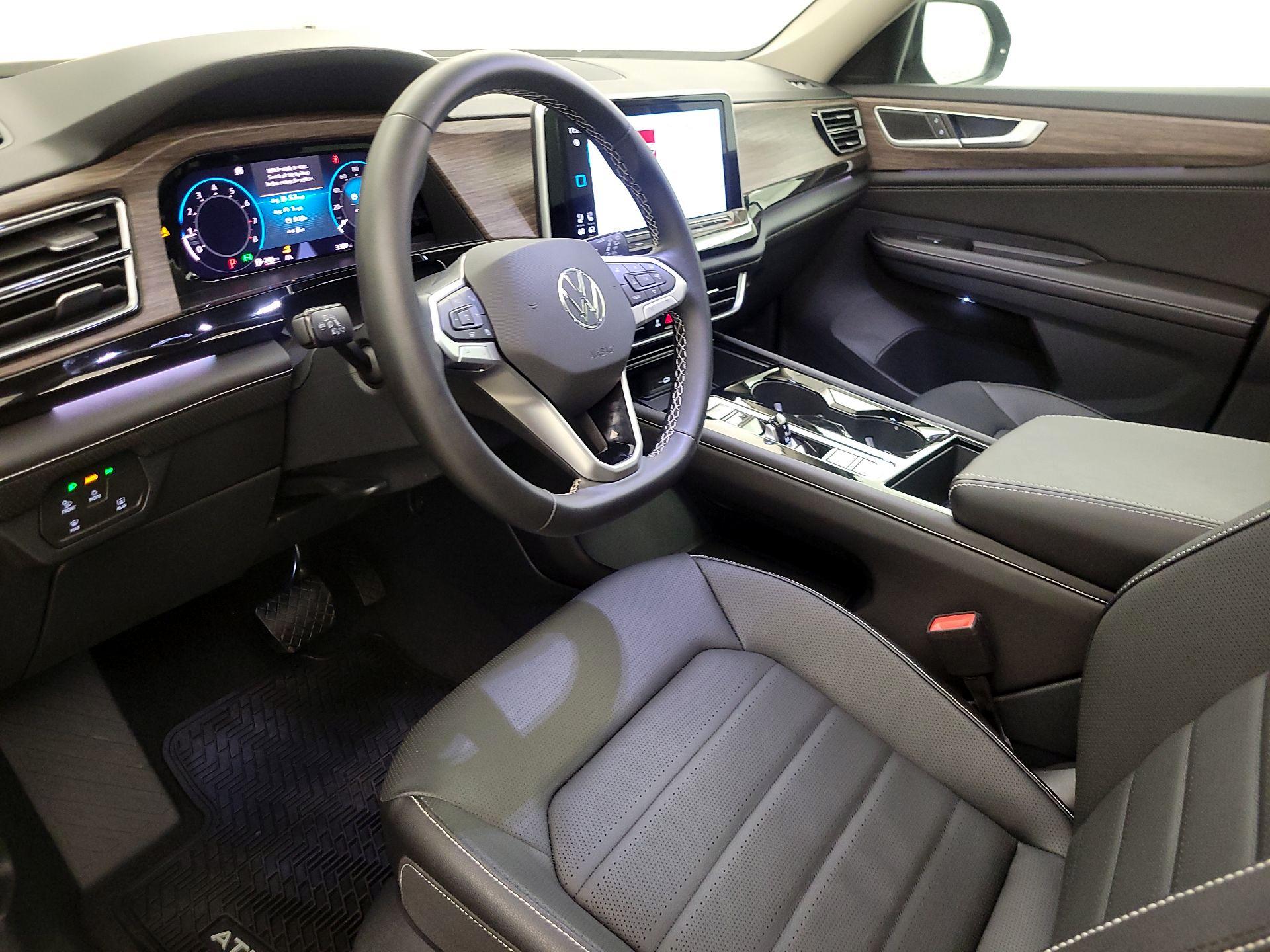 Thumbnail: 2025 Volkswagen Atlas - 11