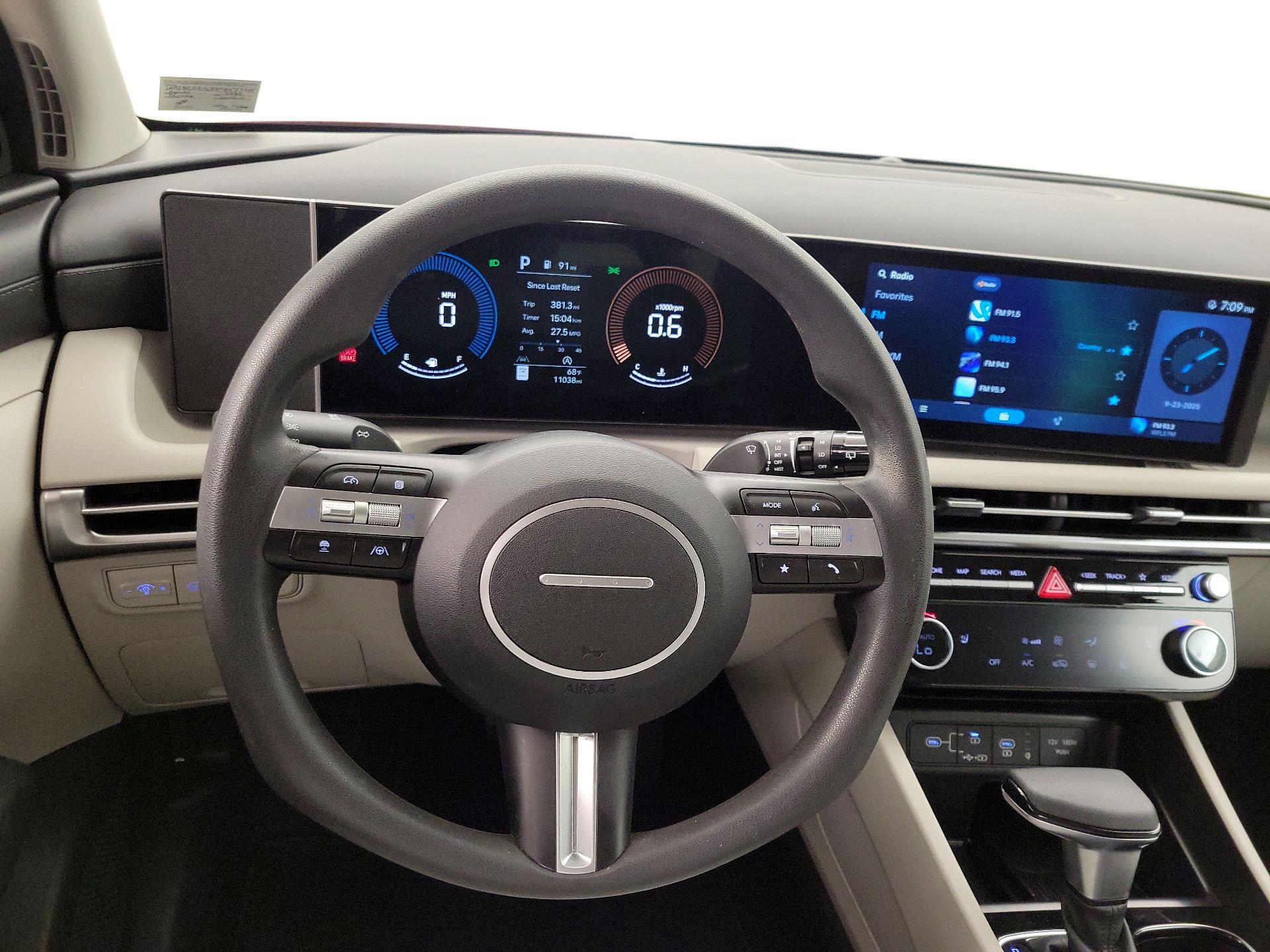 Thumbnail: 2025 Hyundai Tucson - 10