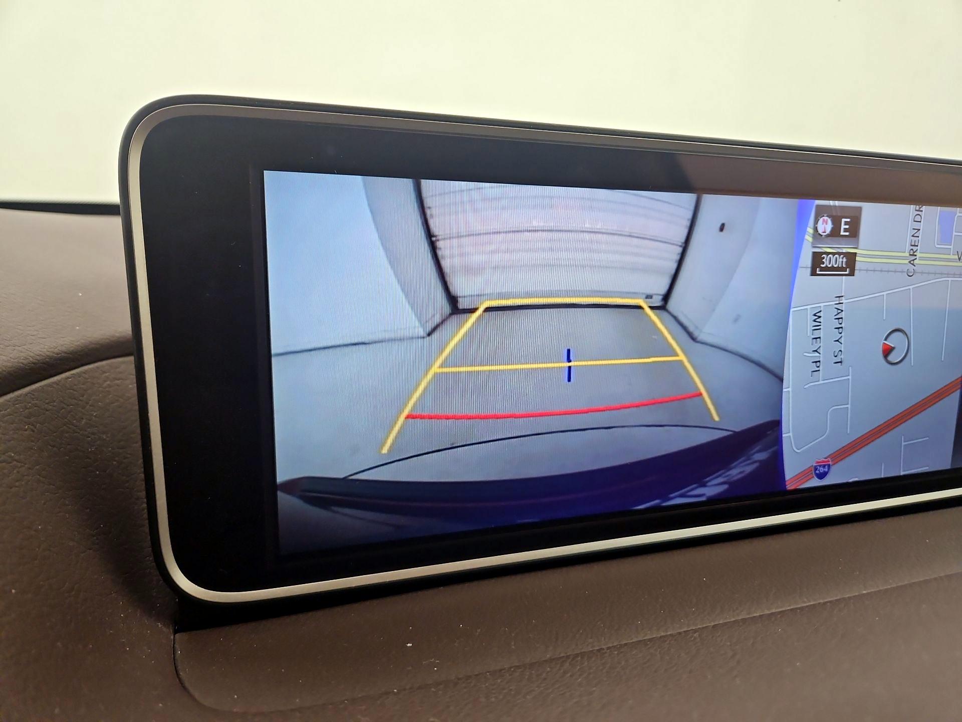 Thumbnail: 2016 Lexus RX - 15