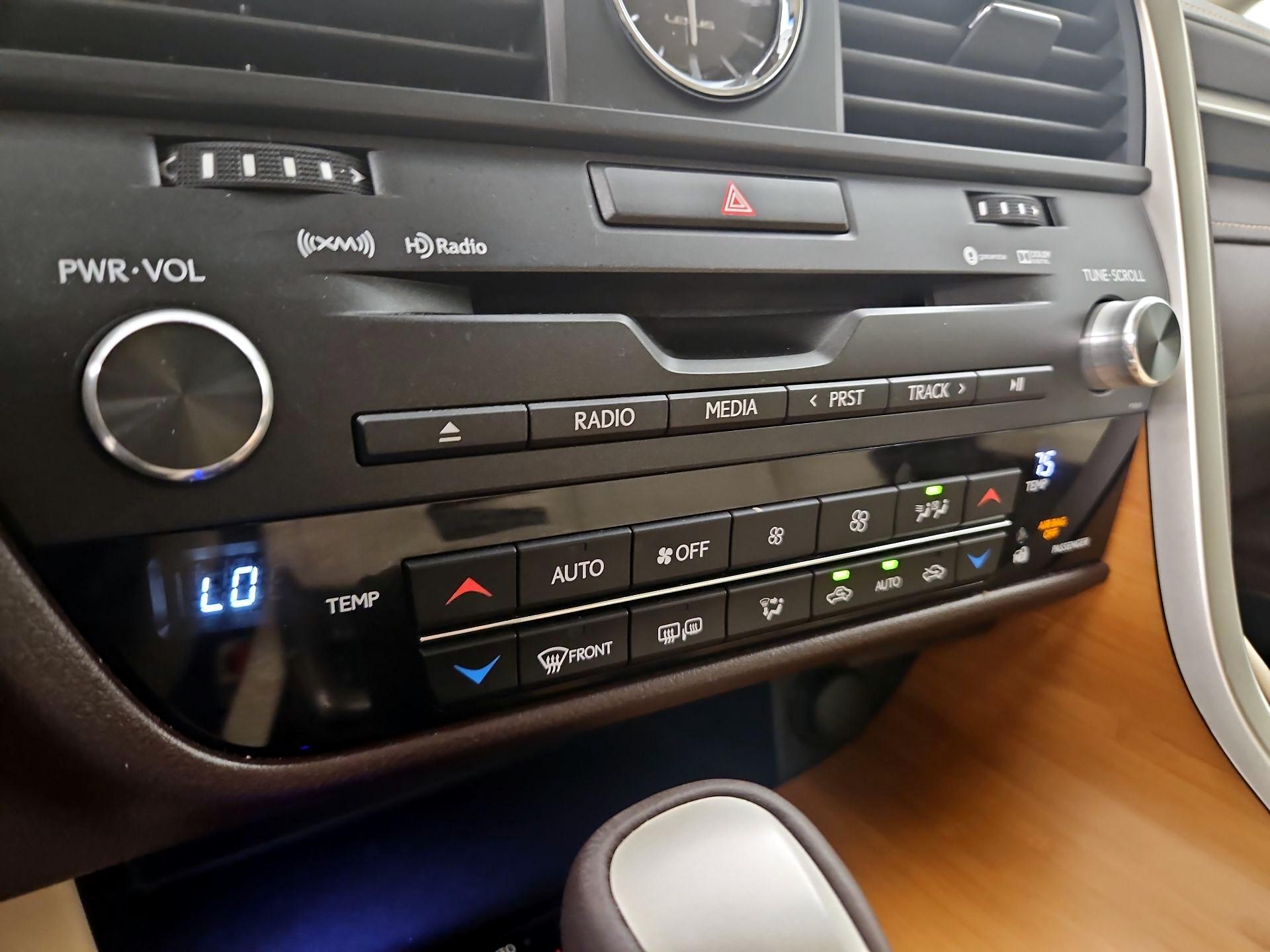 Thumbnail: 2016 Lexus RX - 17
