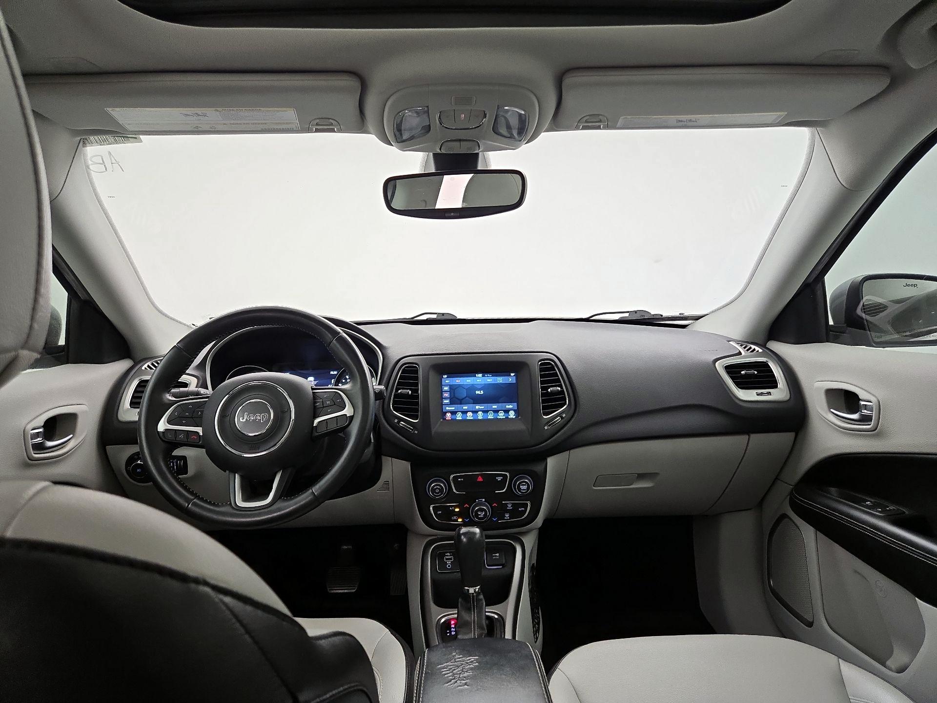 Thumbnail: 2019 Jeep Compass - 9