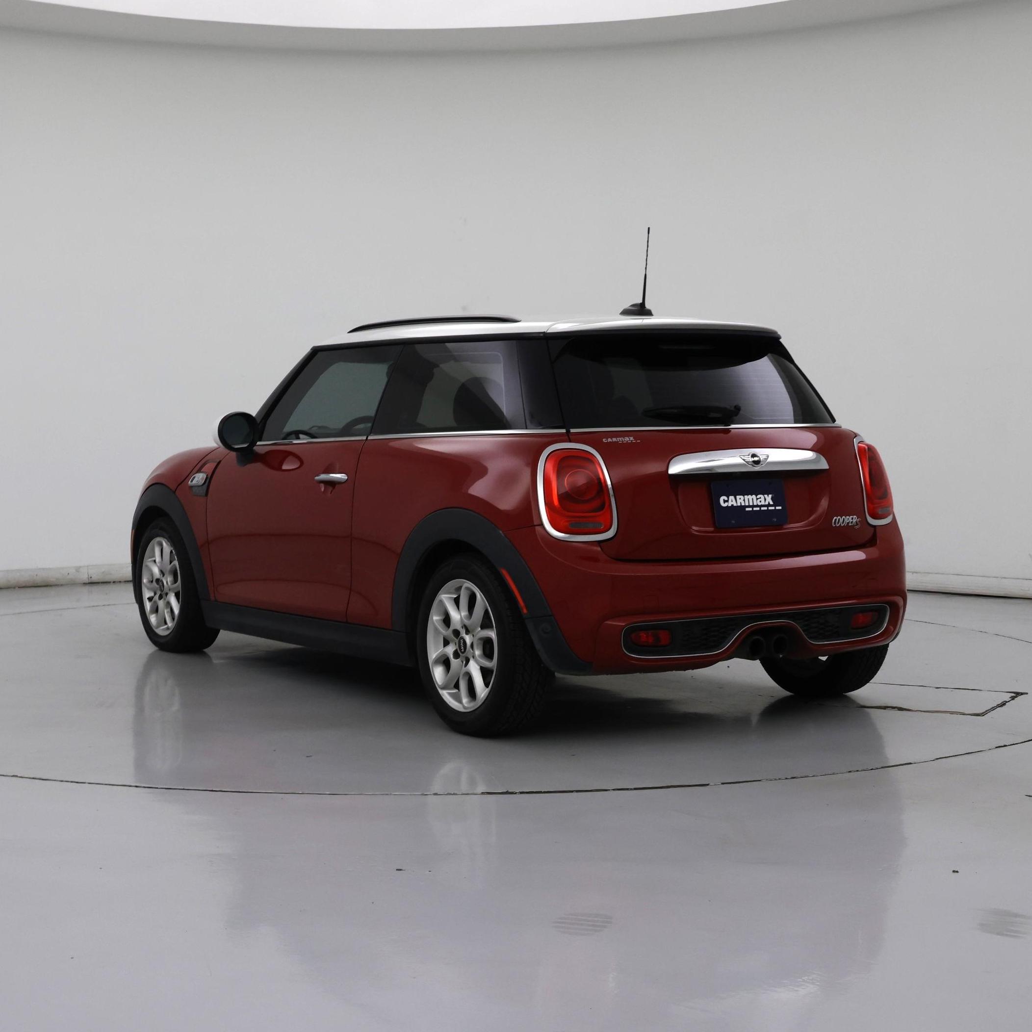 Thumbnail: 2016 MINI Cooper Hardtop - 2