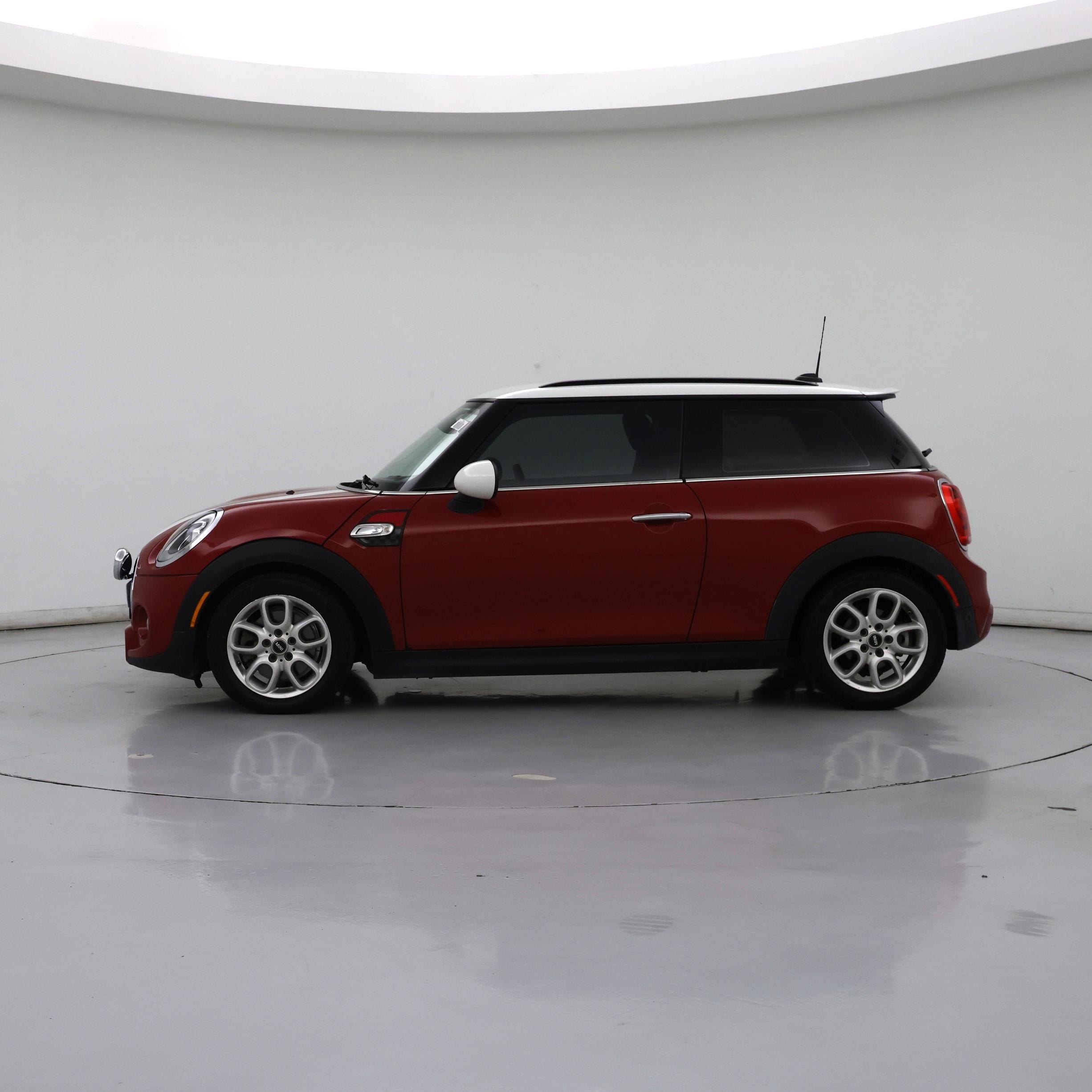 Thumbnail: 2016 MINI Cooper Hardtop - 3