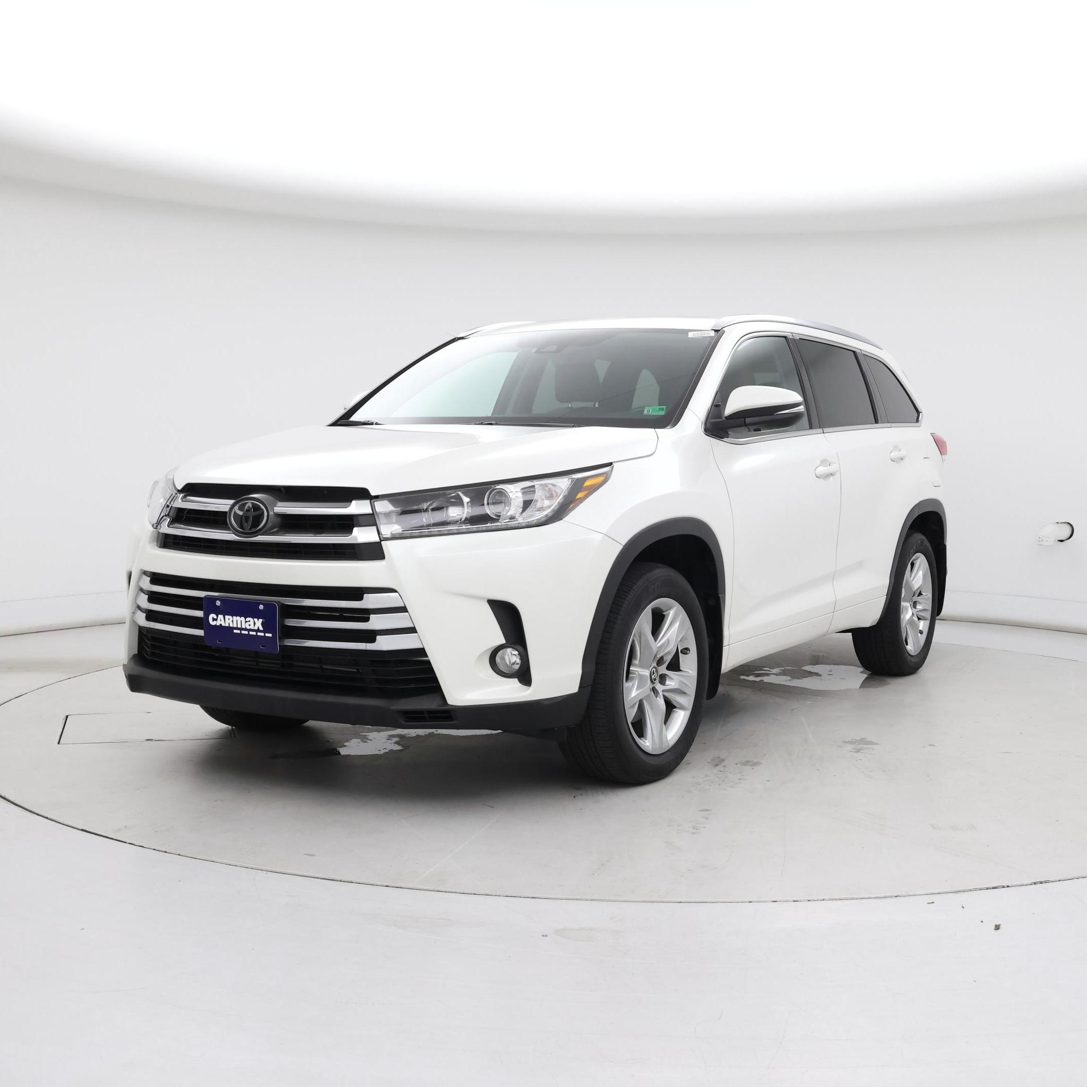 Thumbnail: 2018 Toyota Highlander - 4