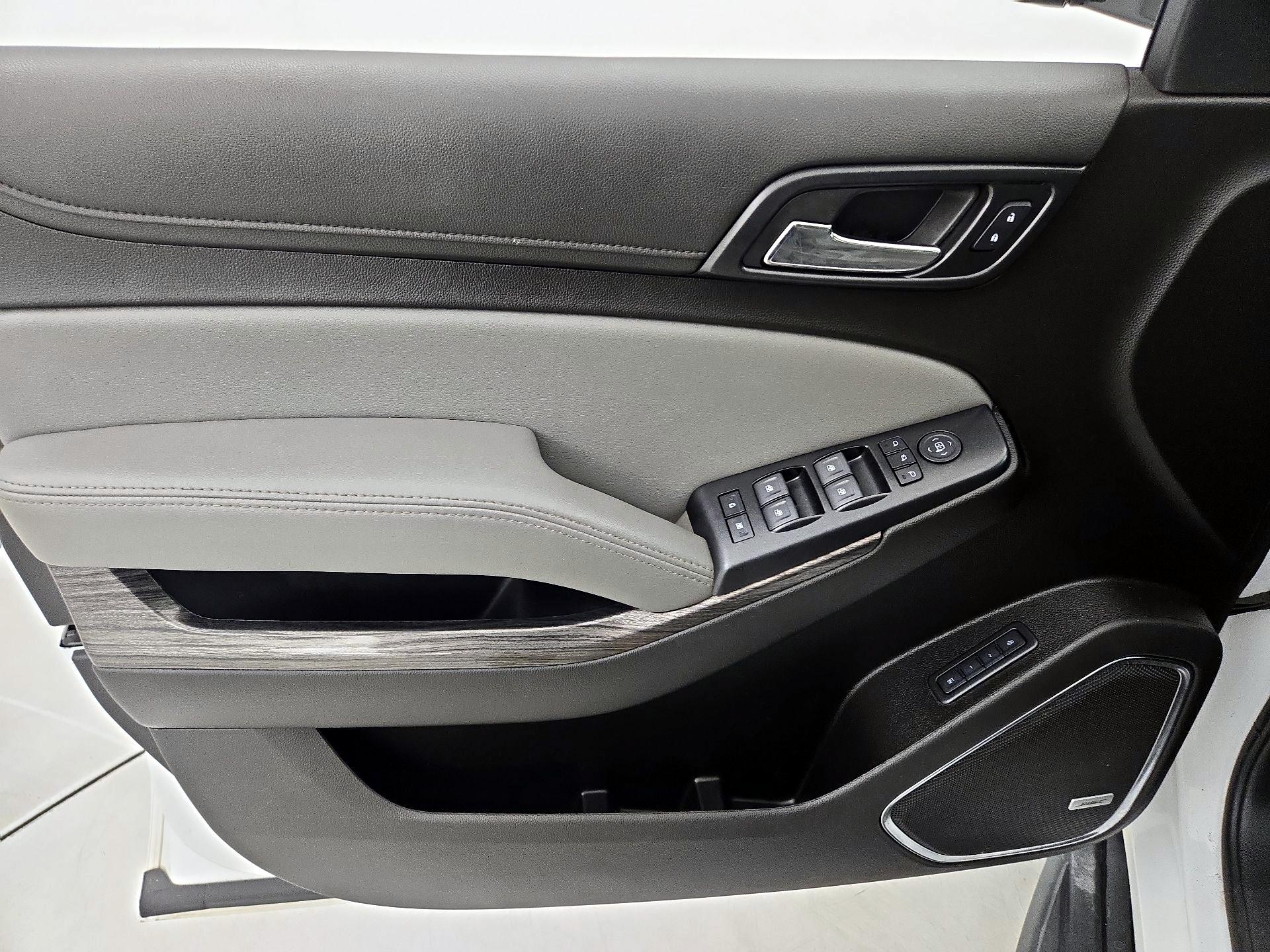 Thumbnail: 2020 Chevrolet Suburban - 12