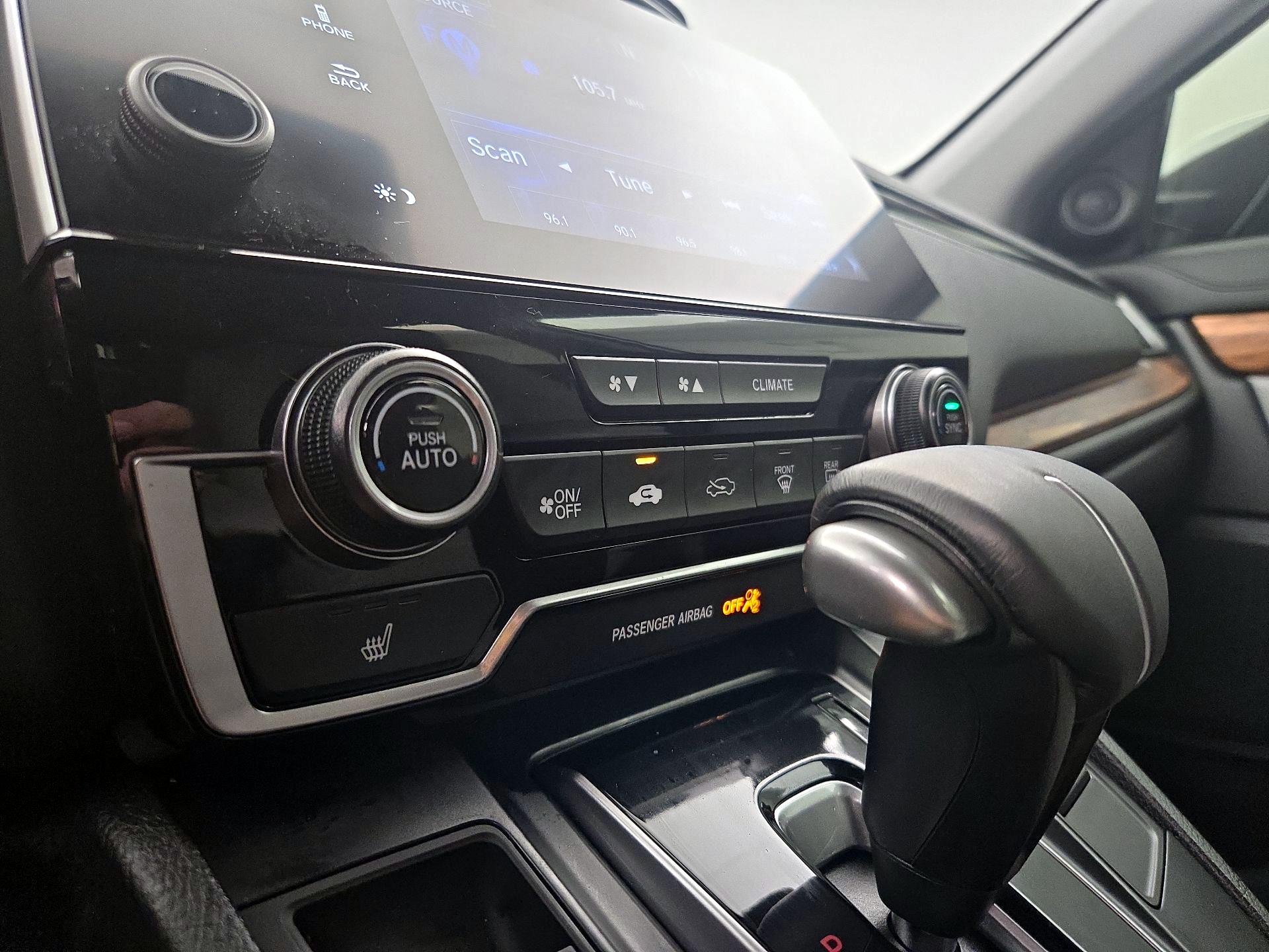 Thumbnail: 2019 Honda CR-V - 16