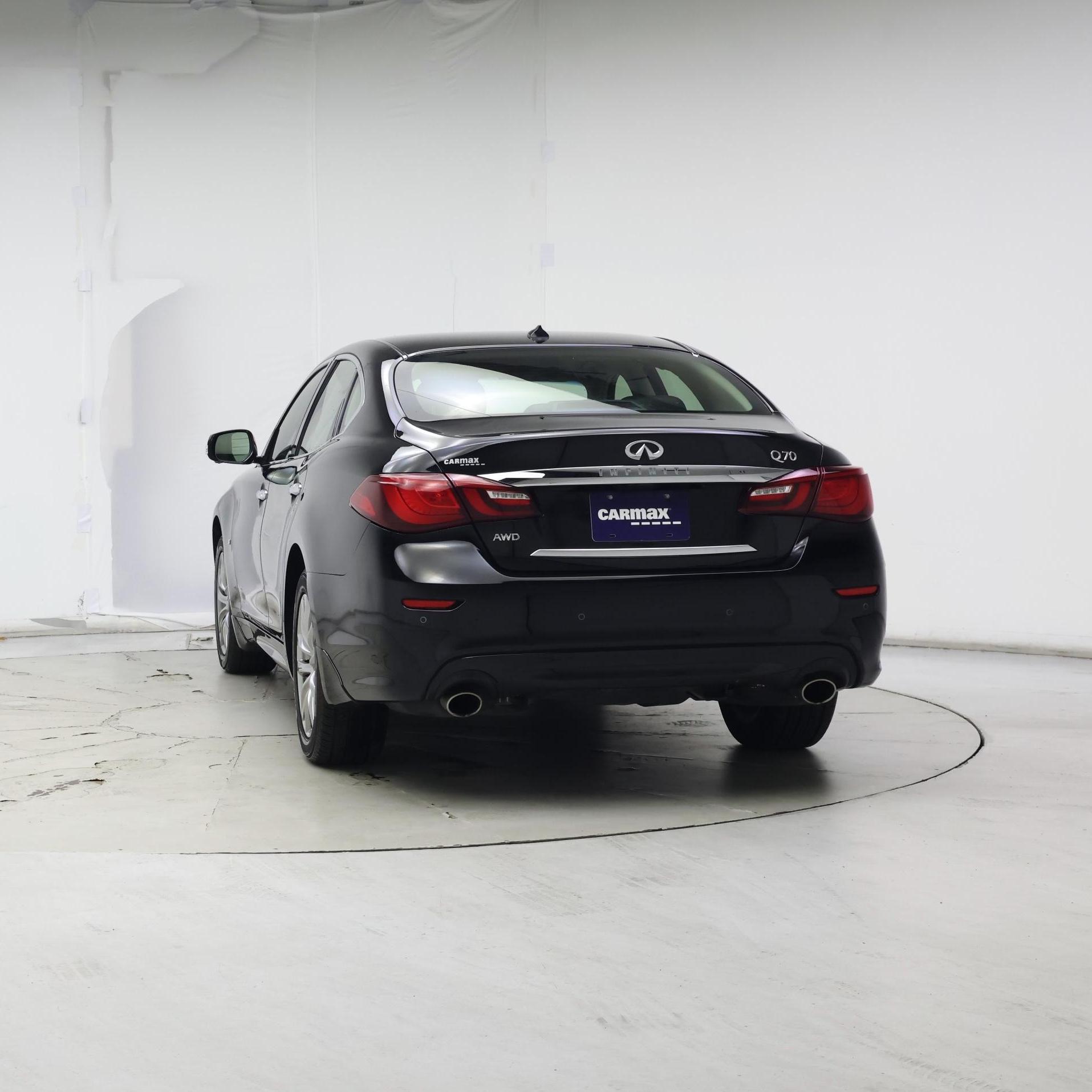 Thumbnail: 2016 INFINITI Q70 - 6