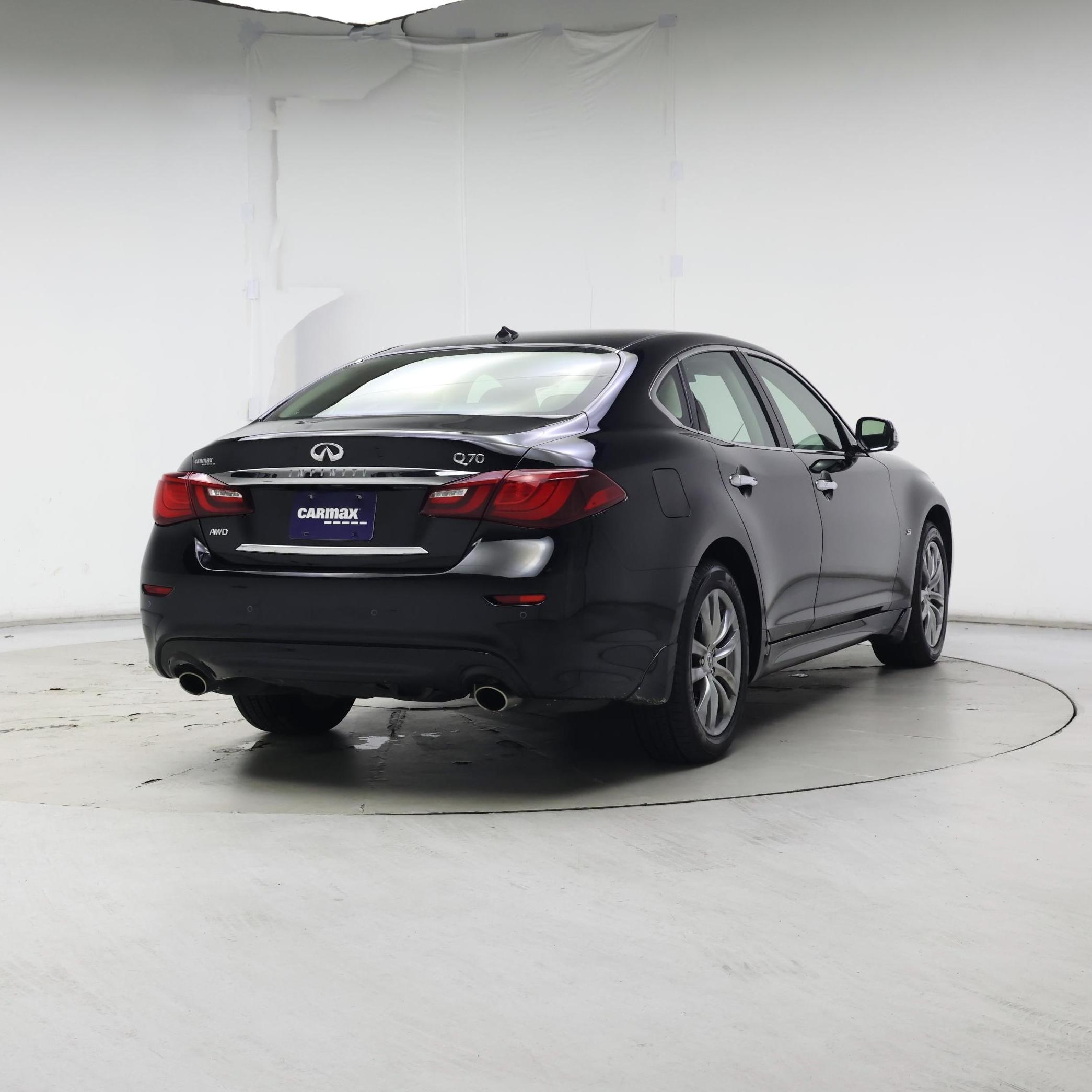 Thumbnail: 2016 INFINITI Q70 - 8