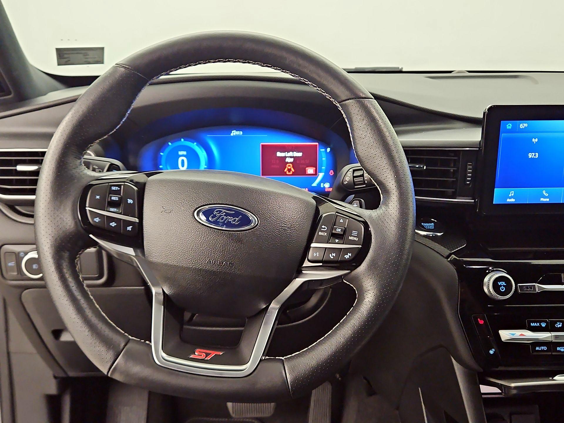 Thumbnail: 2022 Ford Explorer - 10