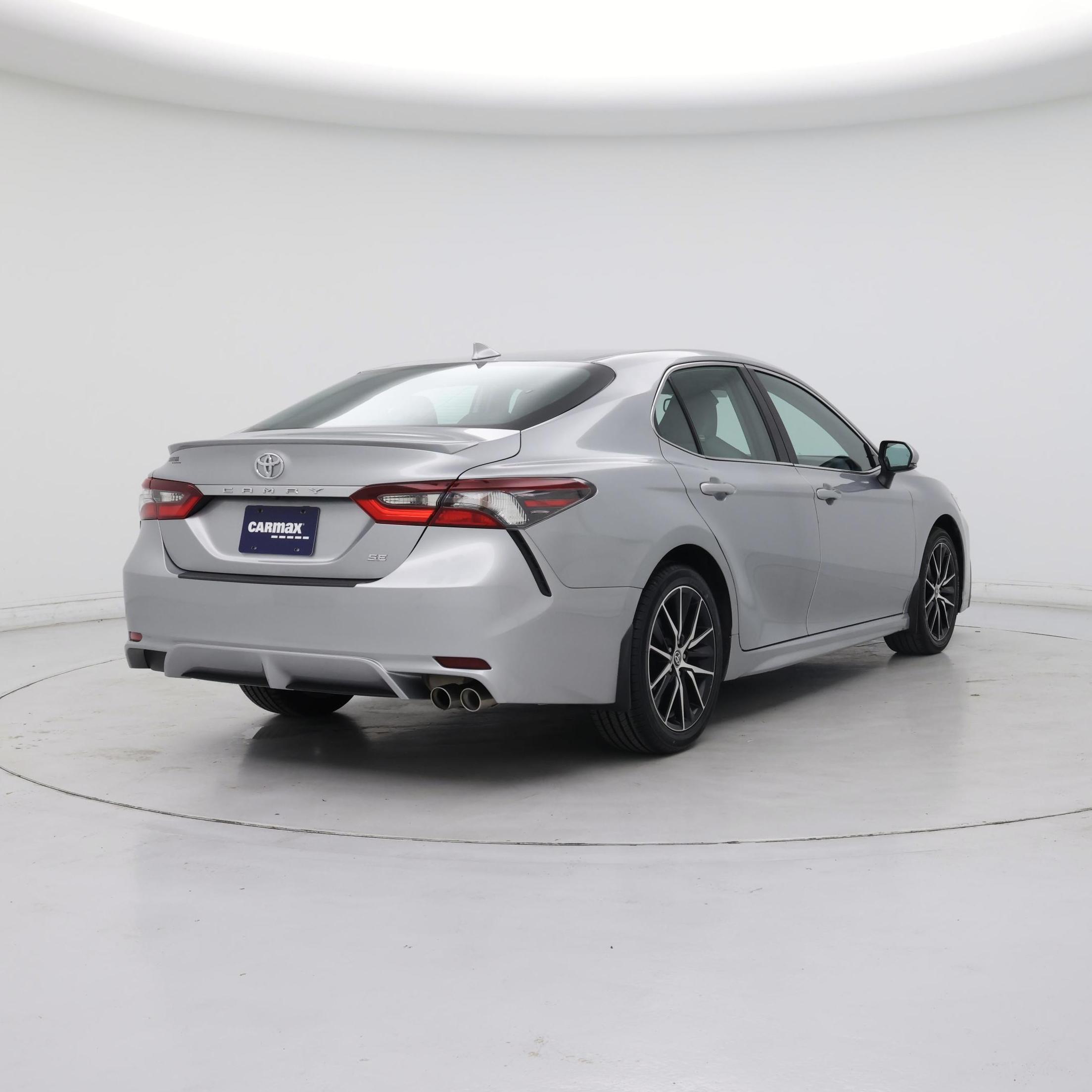 Thumbnail: 2022 Toyota Camry - 8