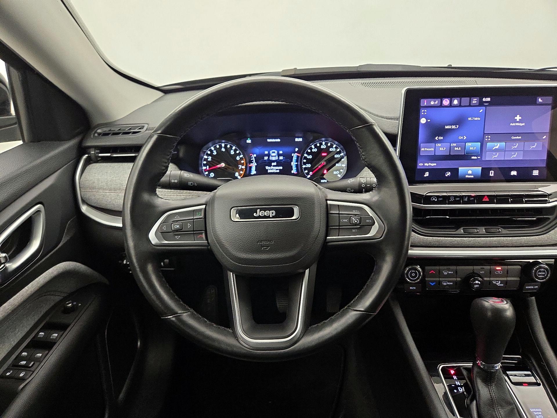 Thumbnail: 2022 Jeep Compass - 10