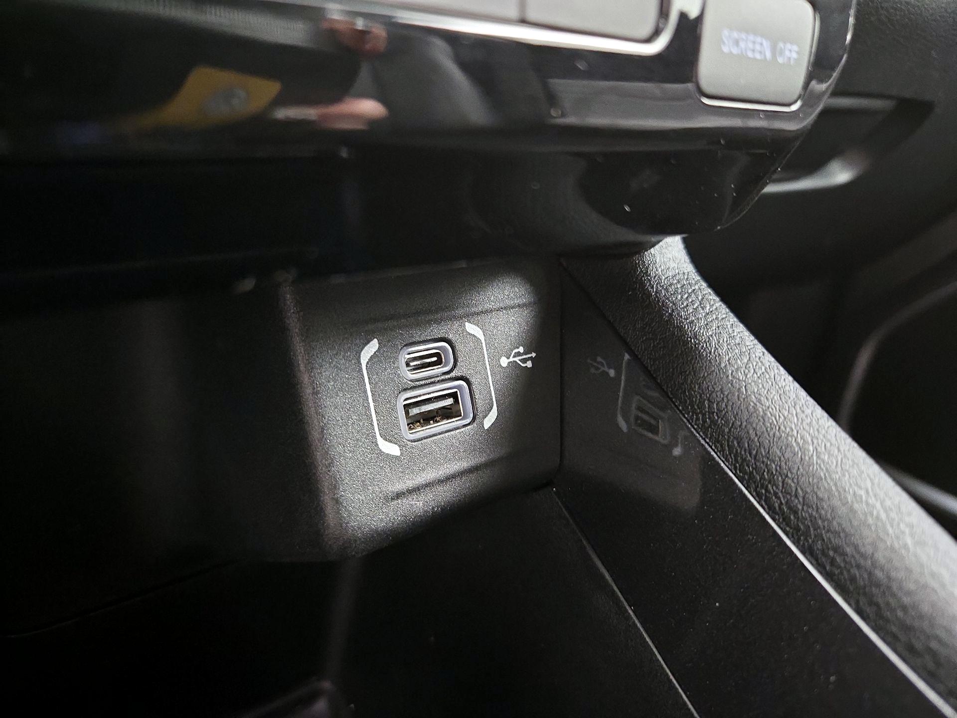 Thumbnail: 2022 Jeep Compass - 18