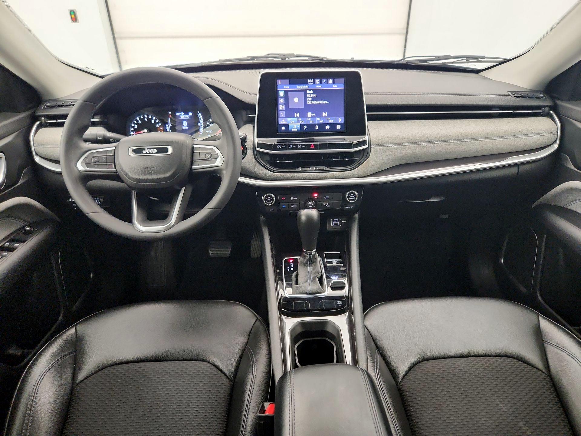 Thumbnail: 2022 Jeep Compass - 9