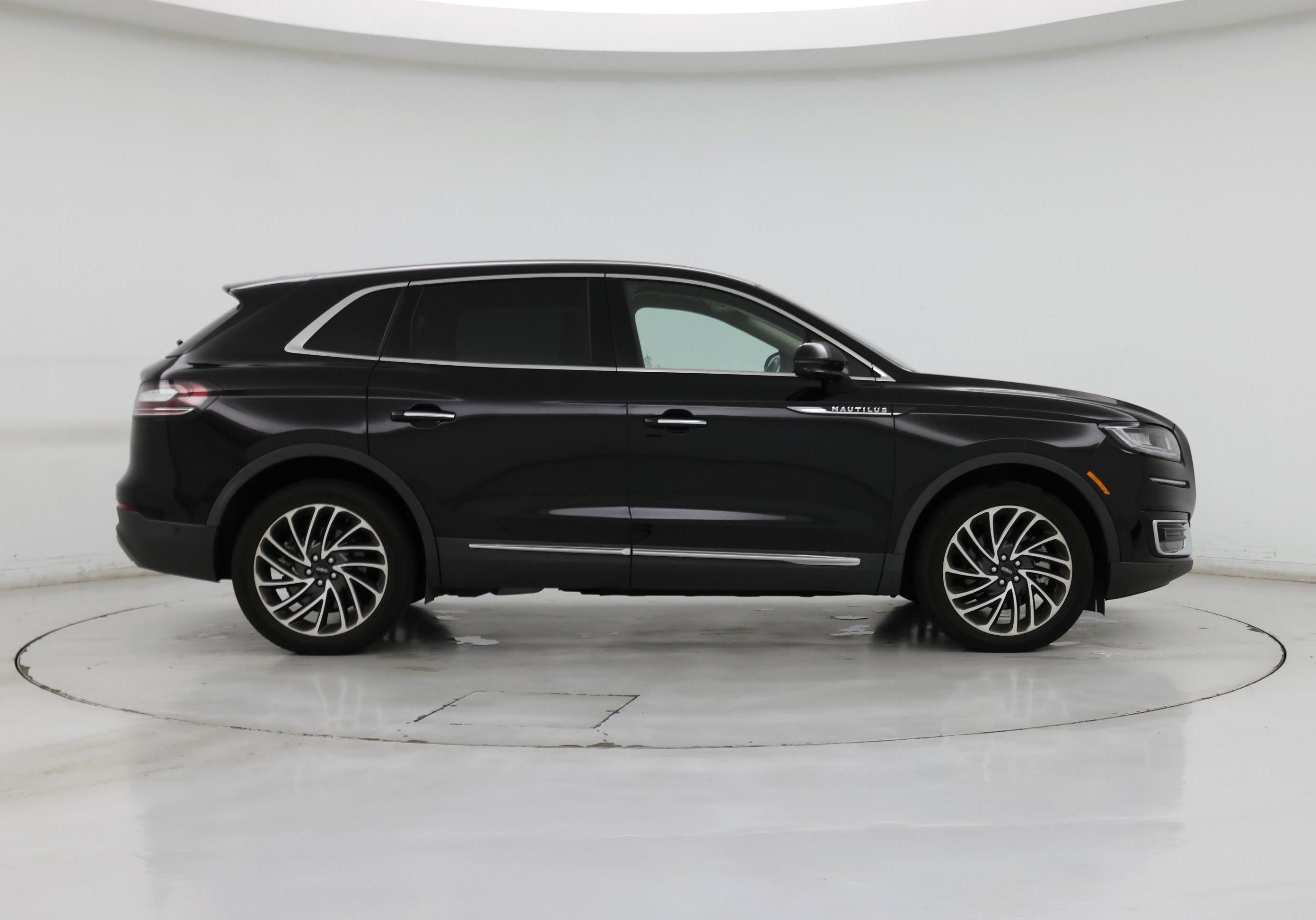 Thumbnail: 2020 Lincoln Nautilus - 7