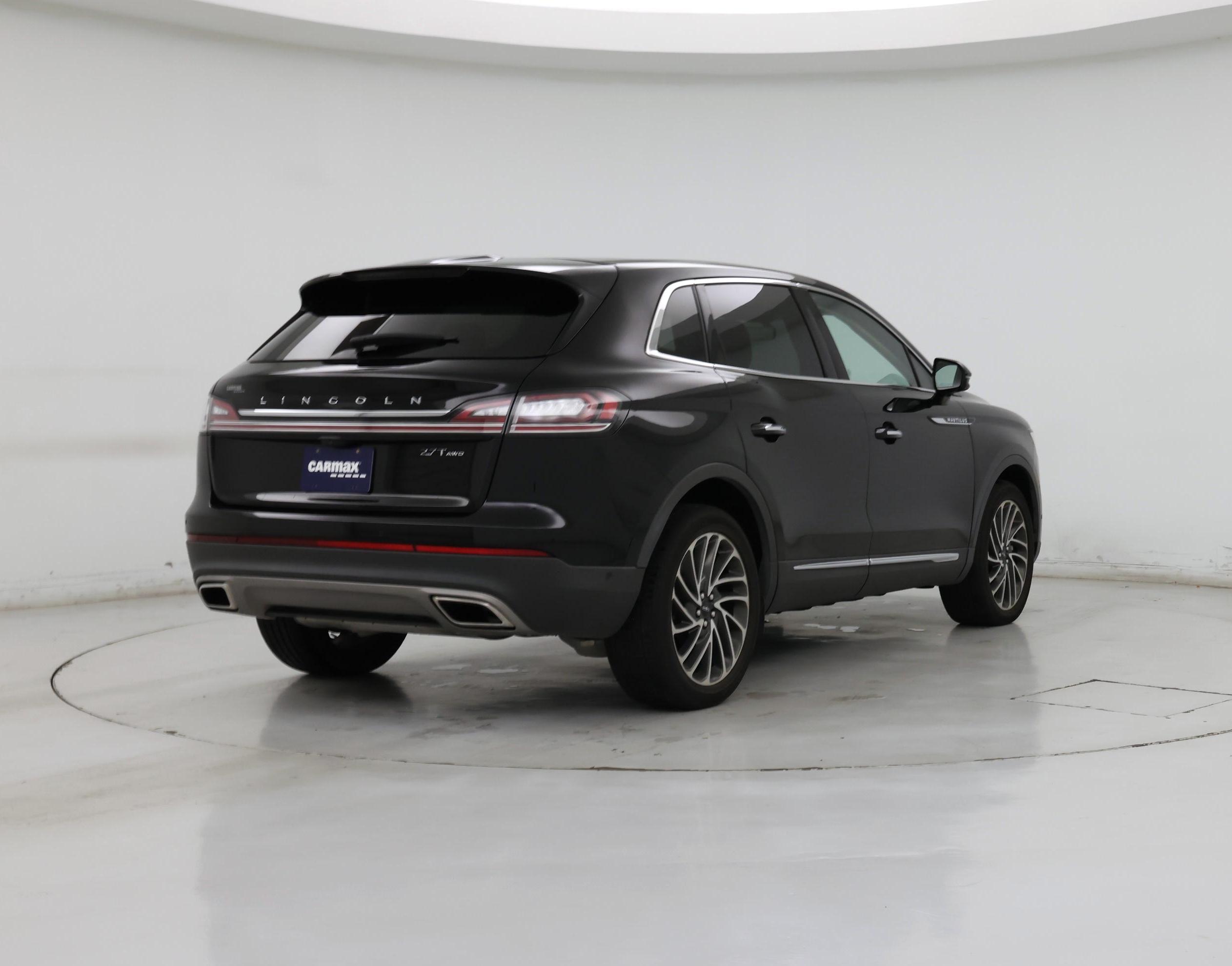 Thumbnail: 2020 Lincoln Nautilus - 8