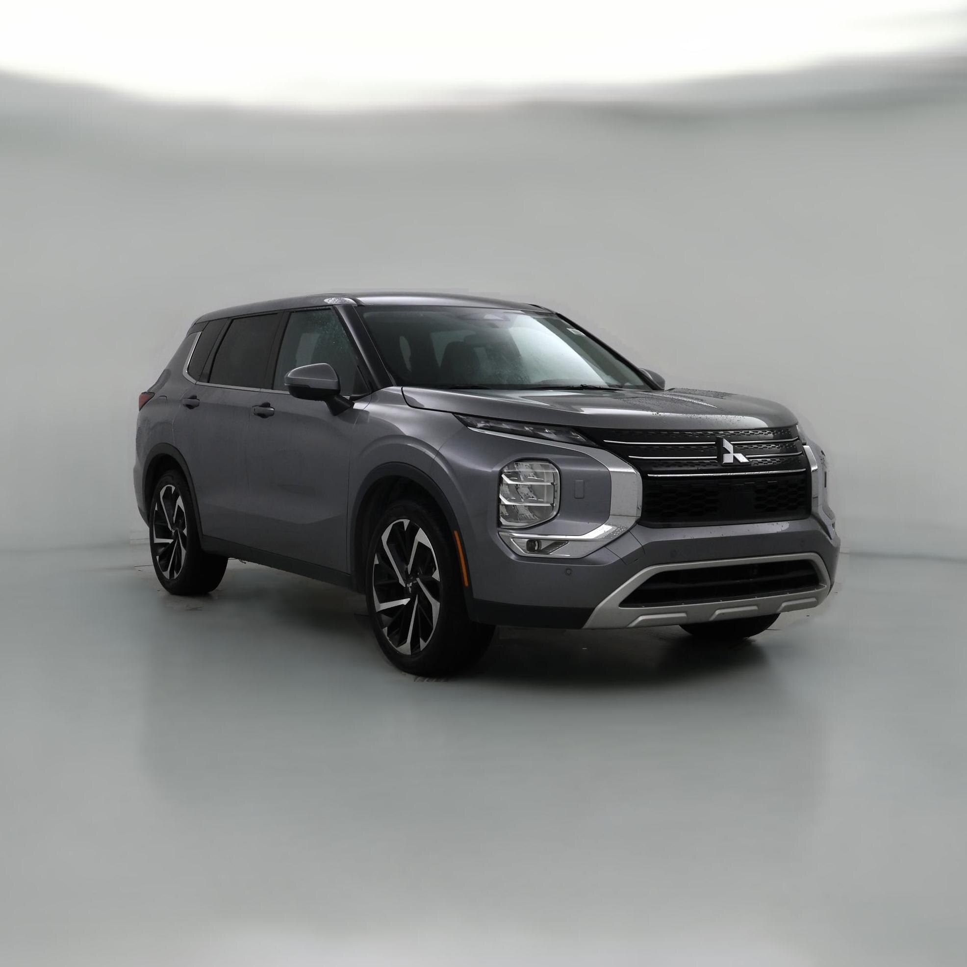 Thumbnail: 2022 Mitsubishi Outlander - 1