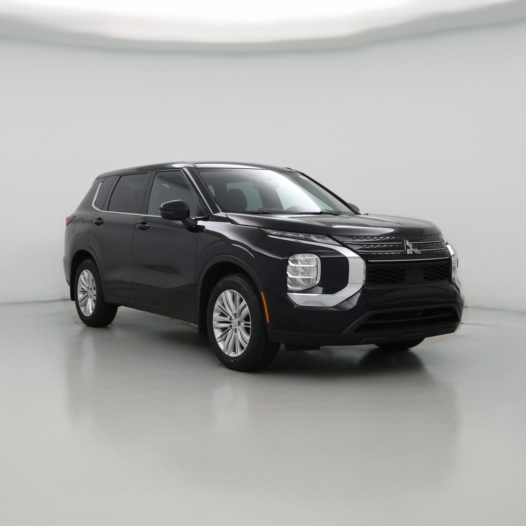 Thumbnail: 2022 Mitsubishi Outlander - 1