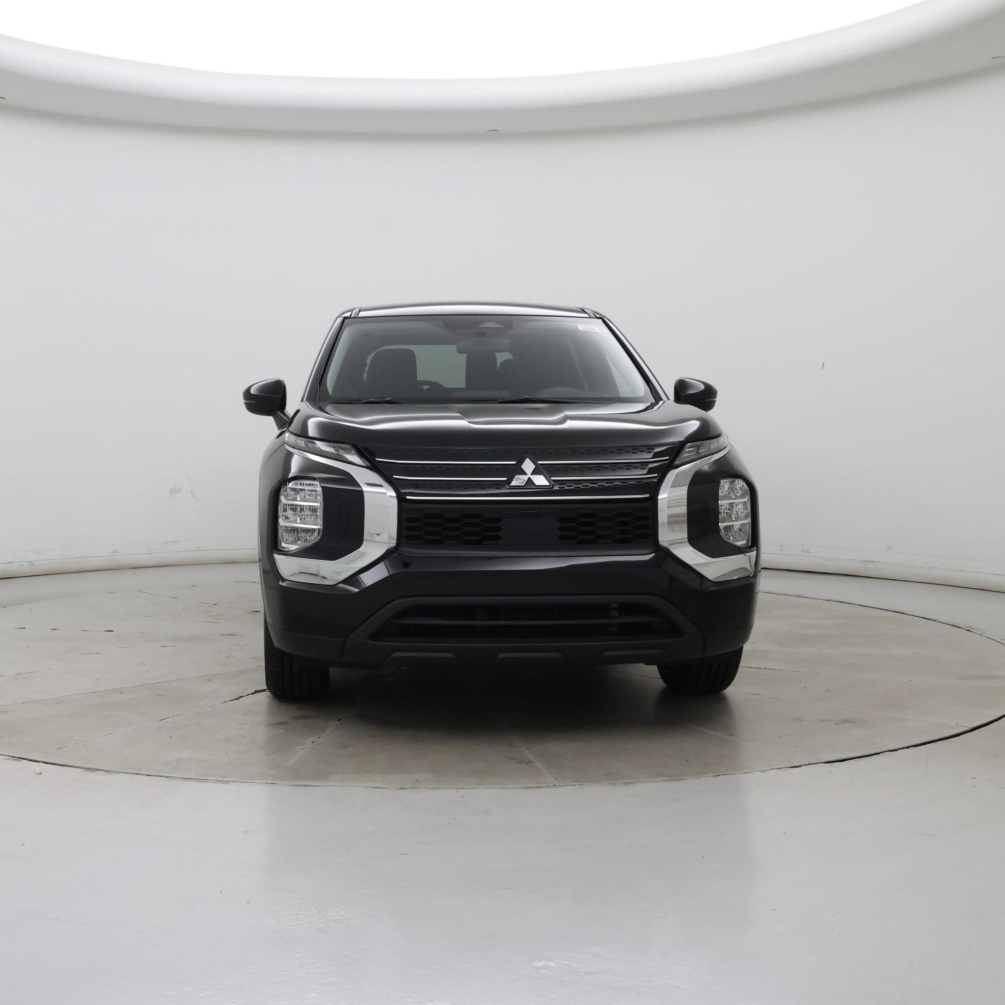 Thumbnail: 2022 Mitsubishi Outlander - 5