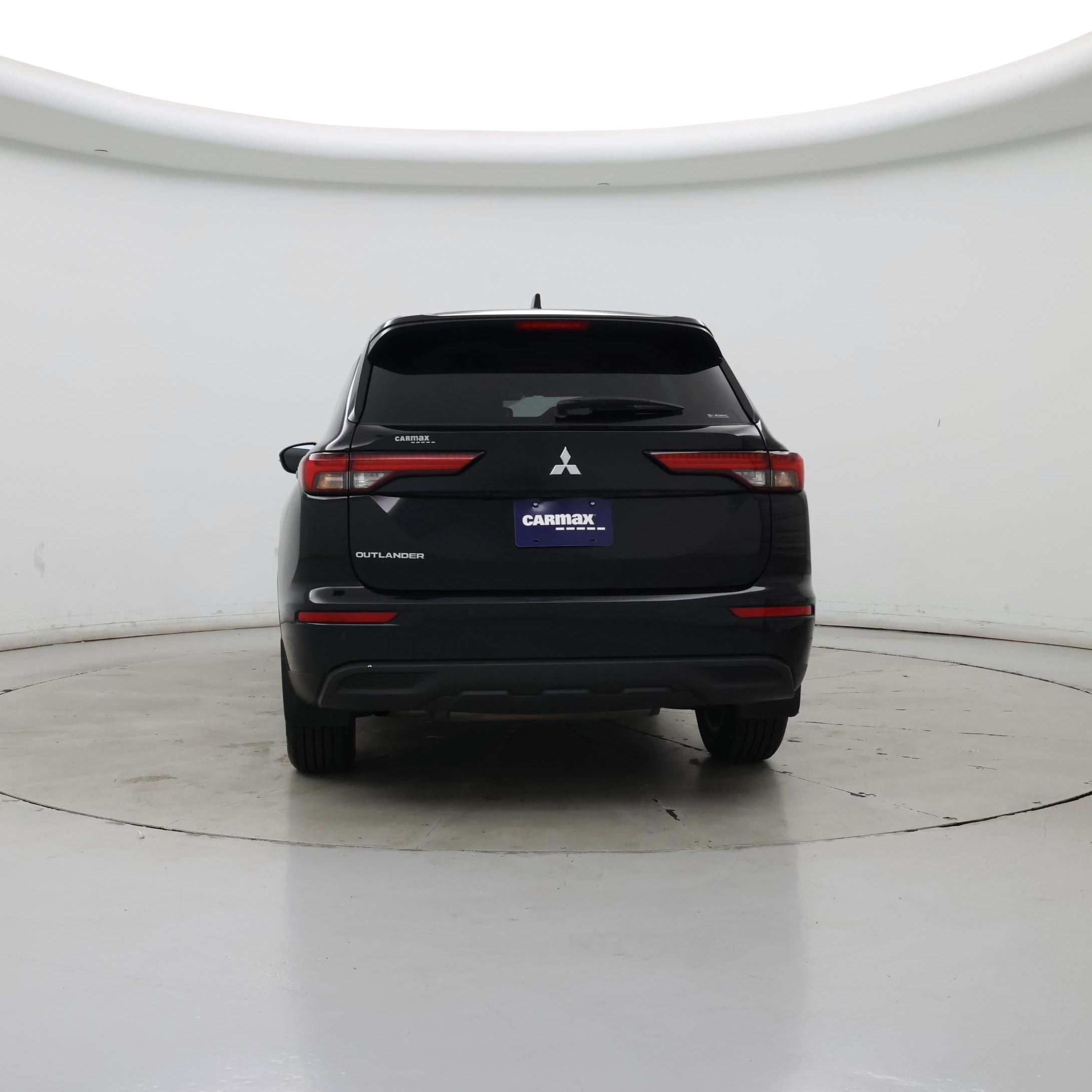 Thumbnail: 2022 Mitsubishi Outlander - 6
