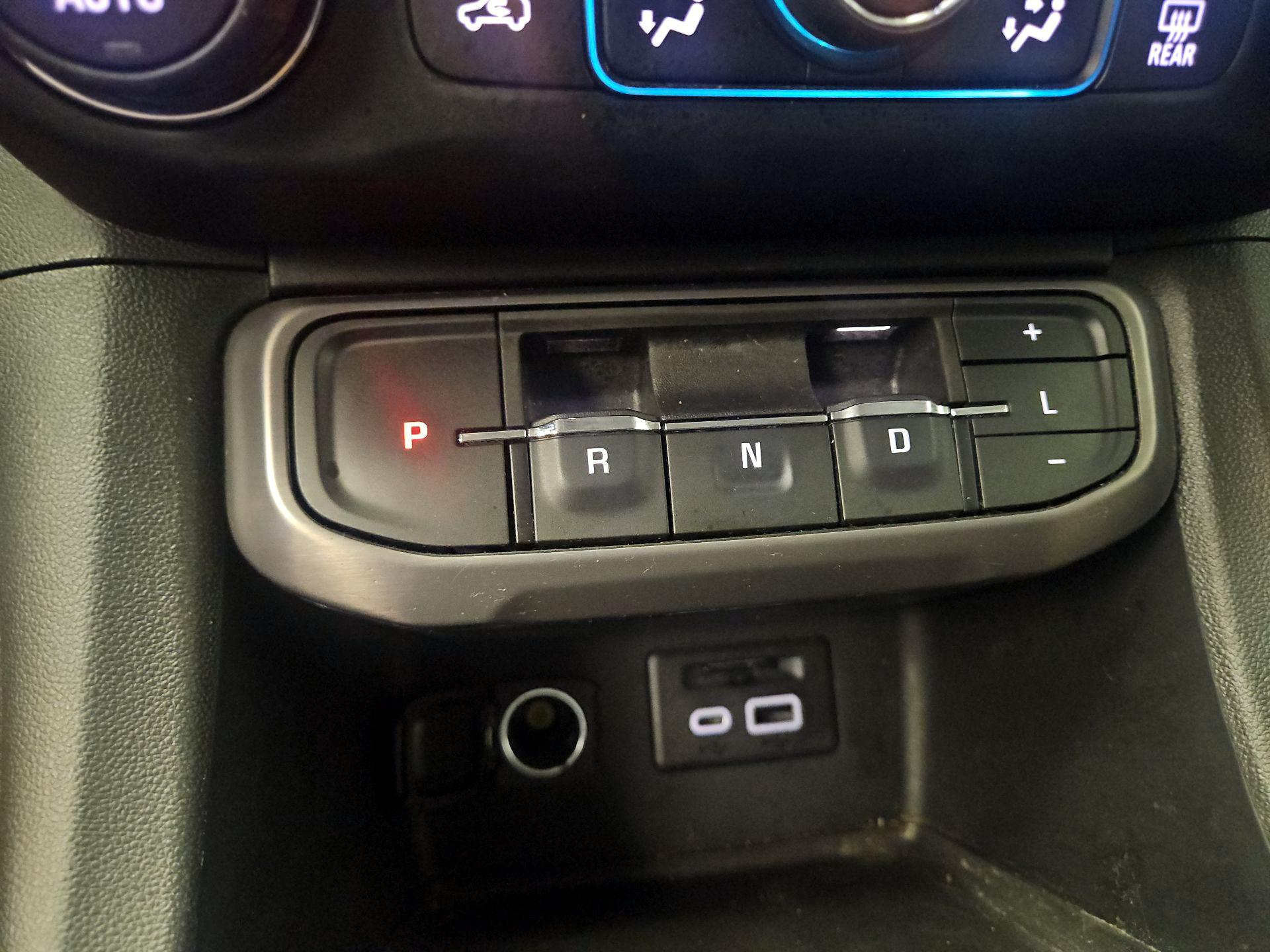 Thumbnail: 2021 GMC Acadia - 17