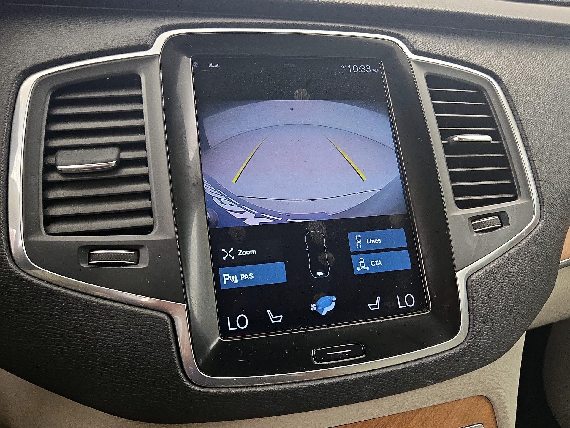 Thumbnail: 2021 Volvo XC90 - 15