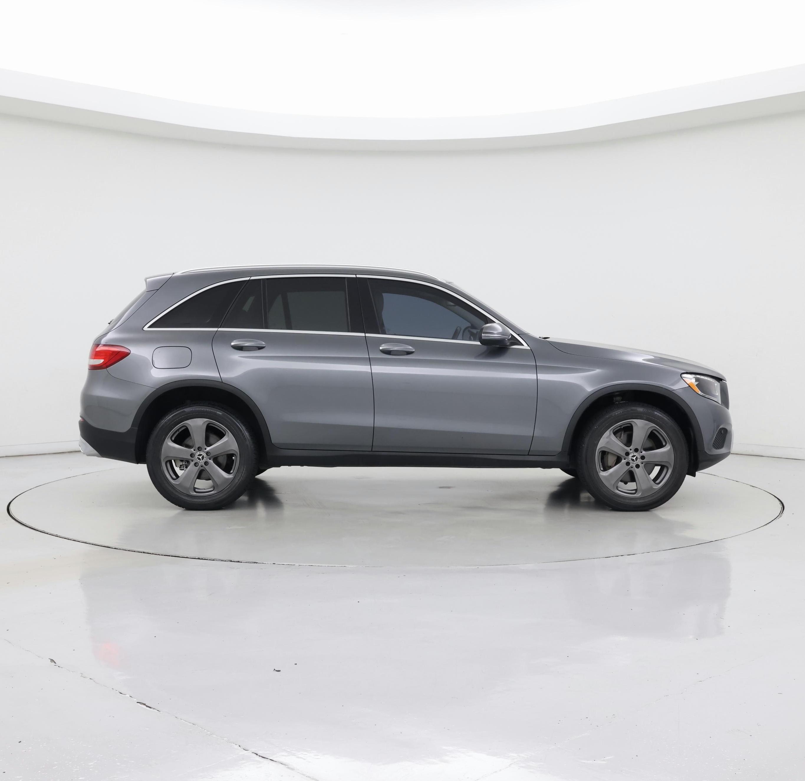 Thumbnail: 2017 Mercedes-Benz GLC - 7