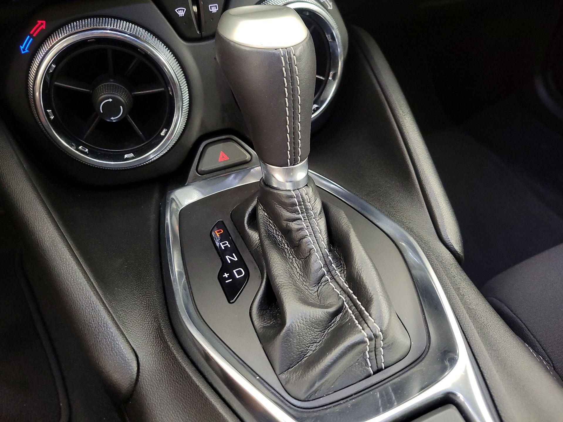 Thumbnail: 2020 Chevrolet Camaro - 17