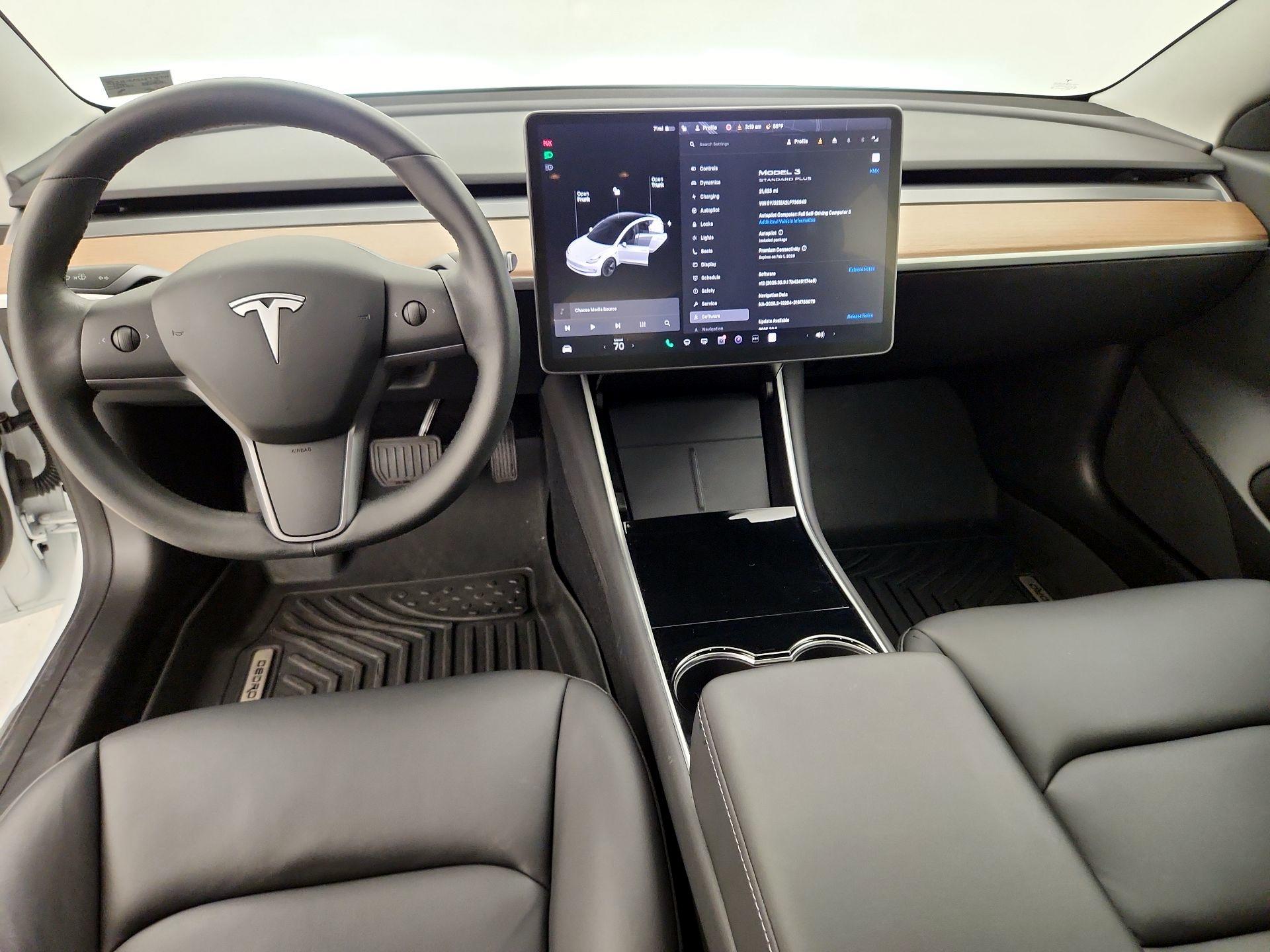 Thumbnail: 2020 Tesla Model 3 - 9