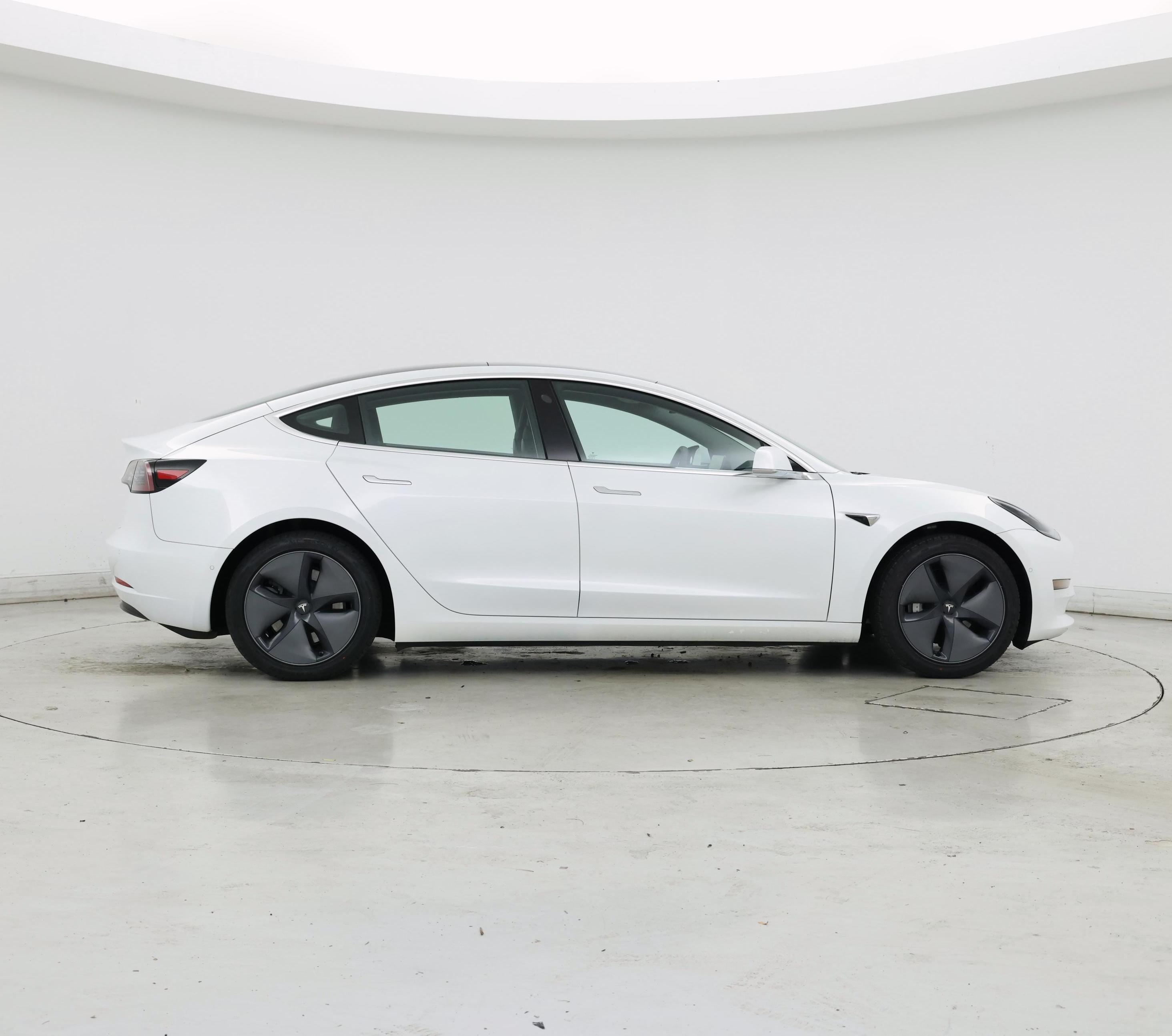 Thumbnail: 2020 Tesla Model 3 - 7